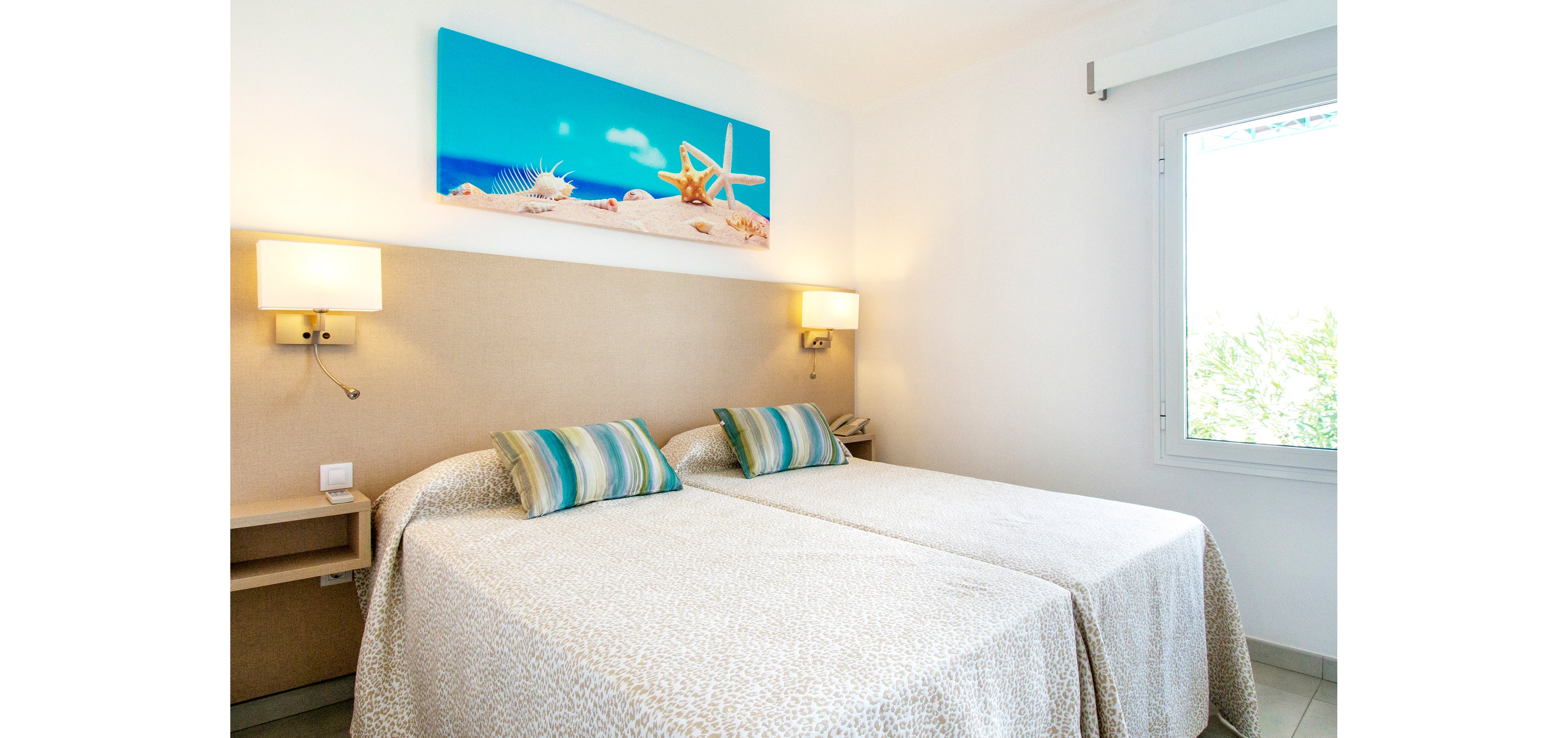 LIVVO Apartments Oasis