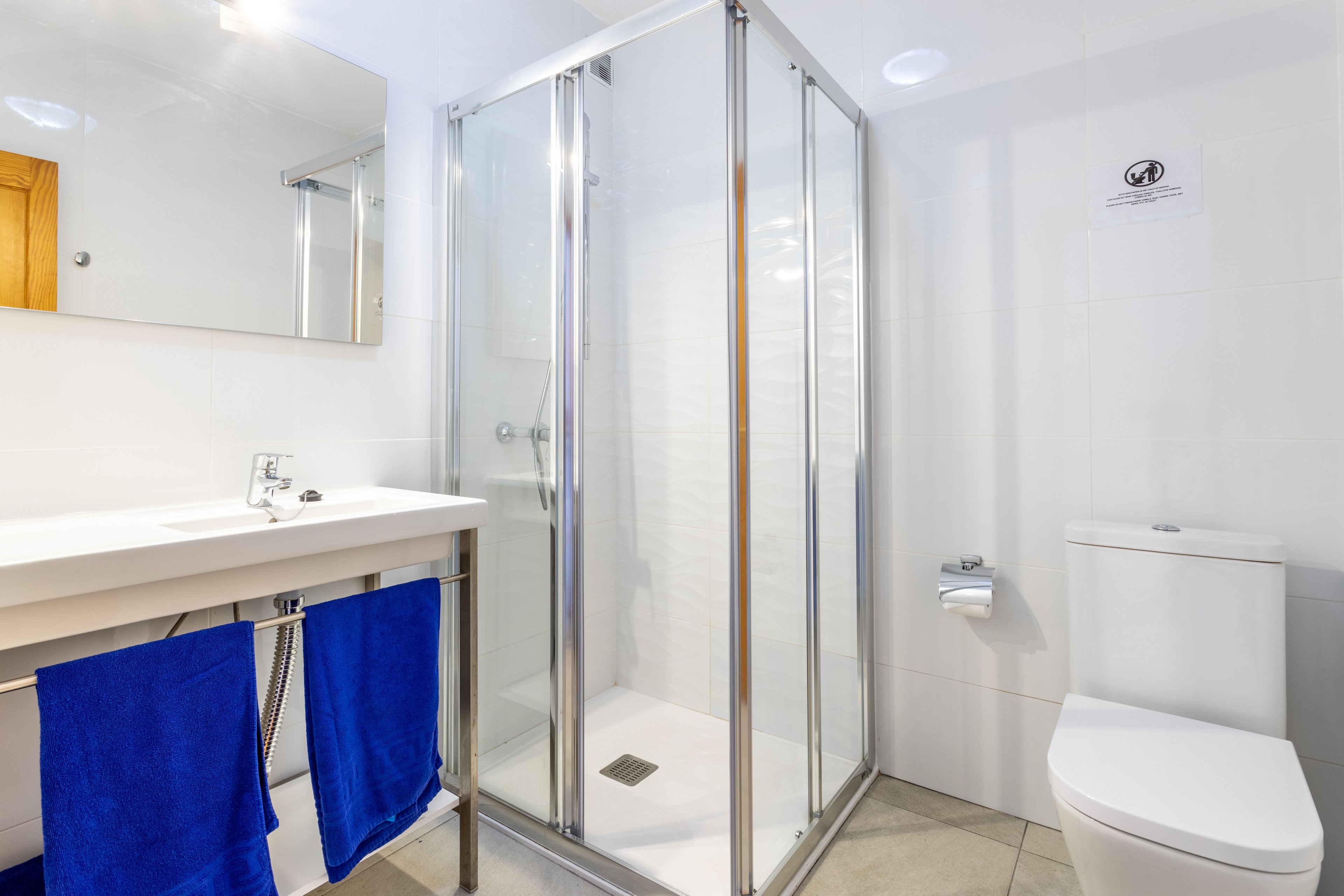 Arena Dorada Apartments