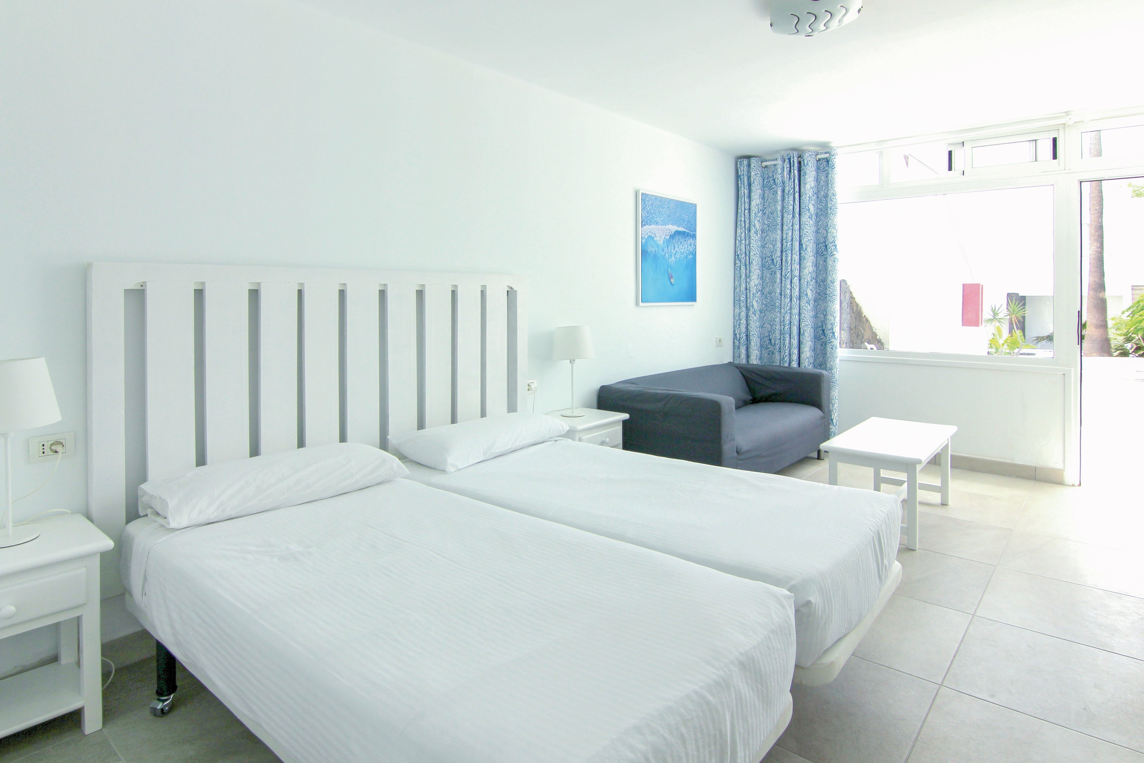 Arena Dorada Apartments