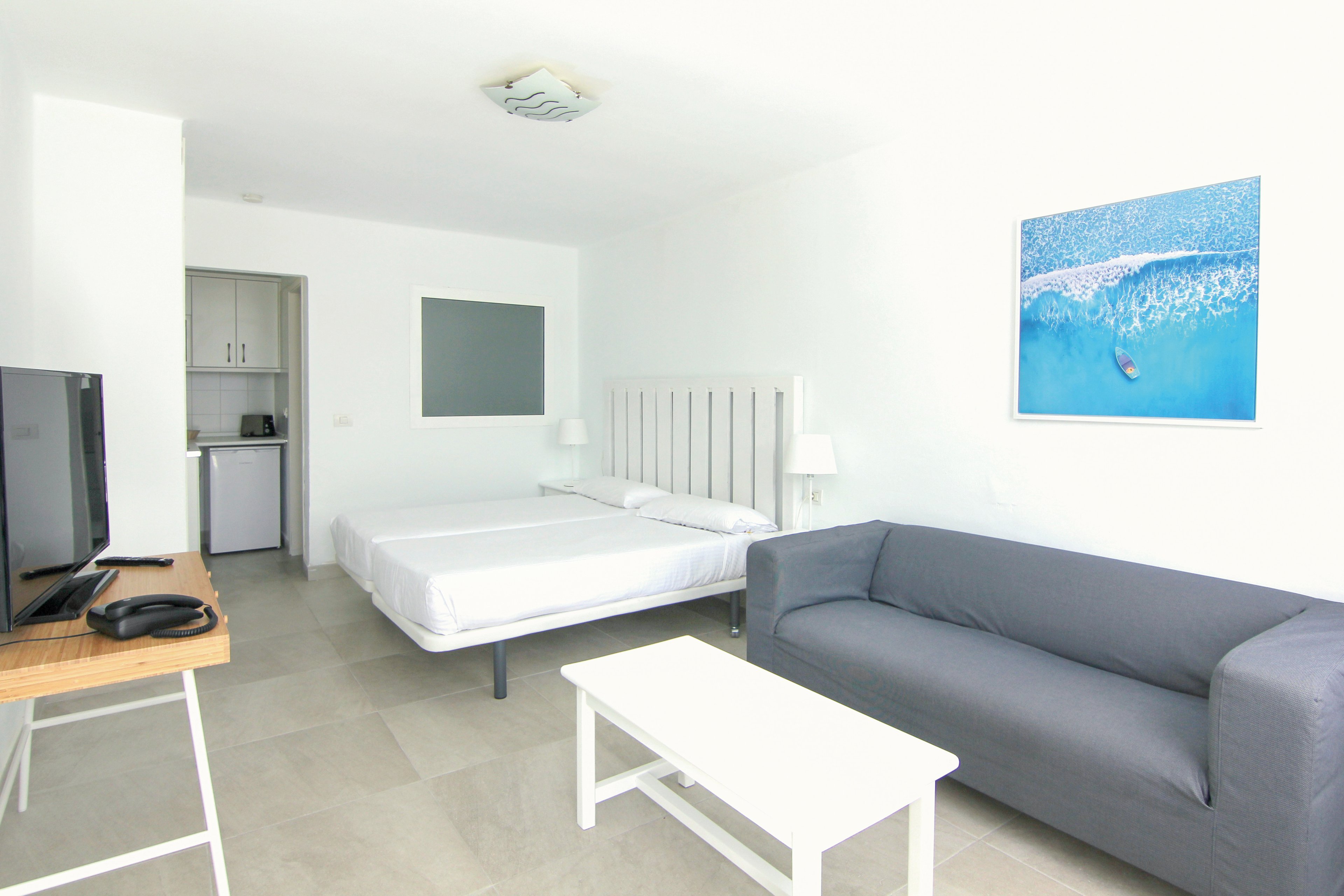 Arena Dorada Apartments