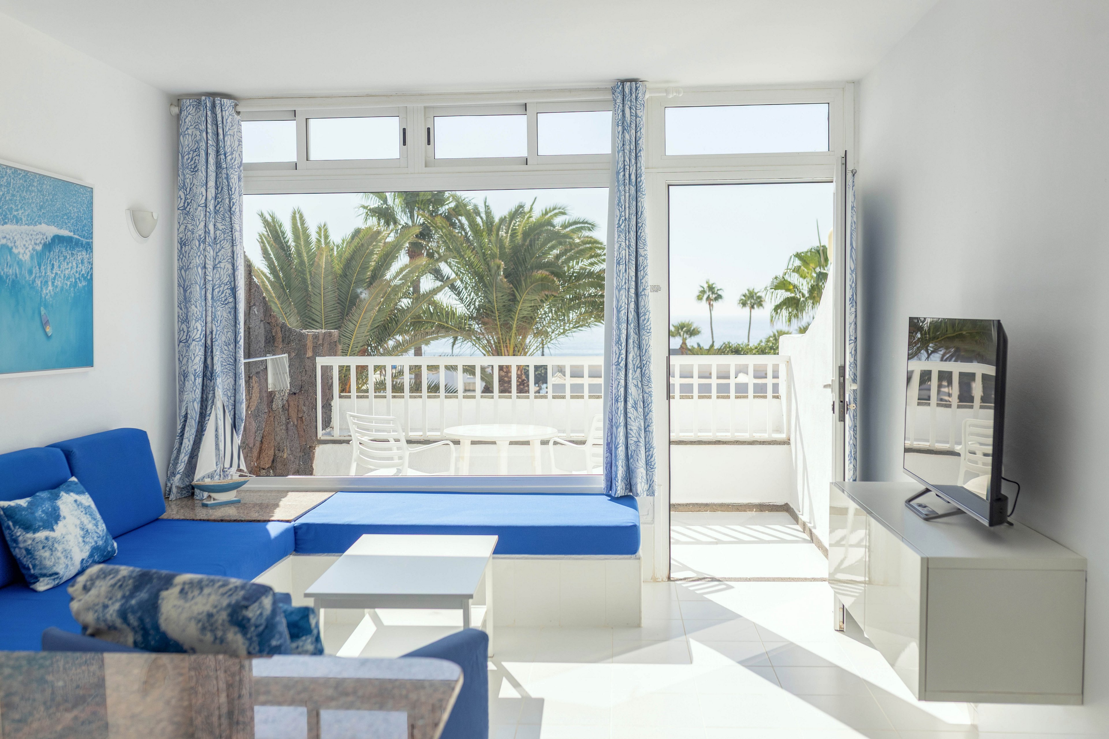 Arena Dorada Apartments