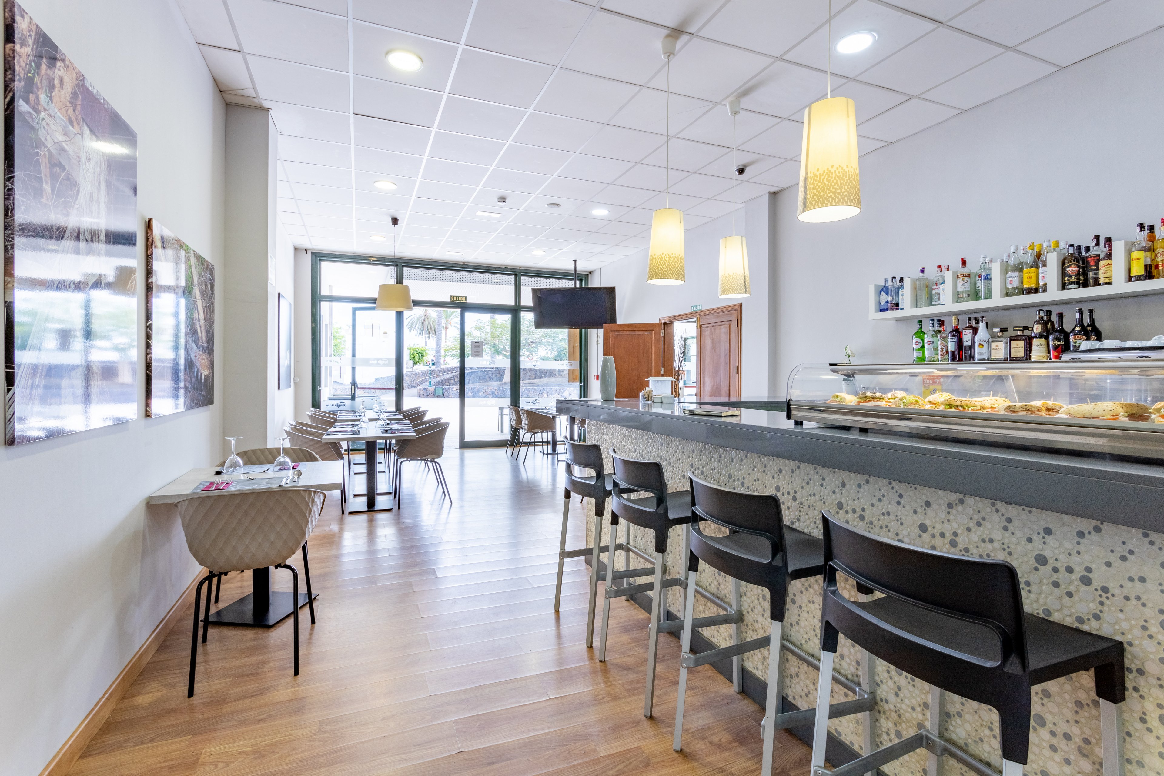 Santa Rosa Apartments