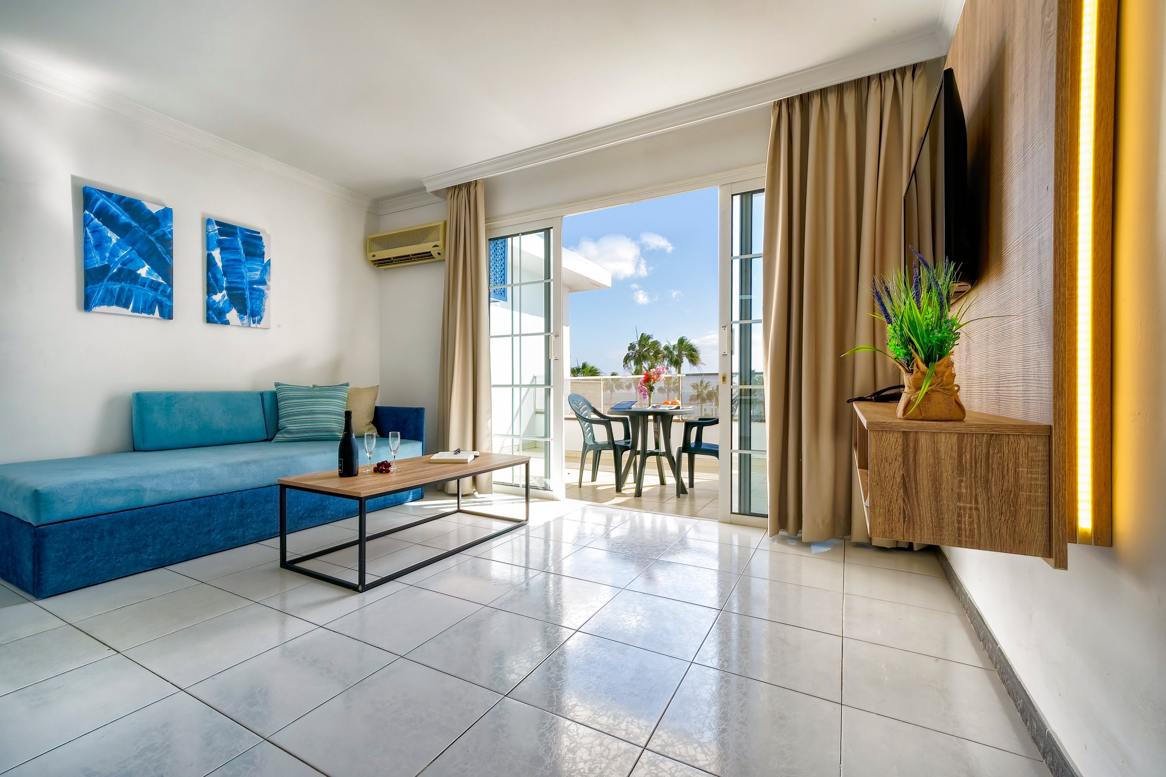 LABRANDA El Dorado Apartments