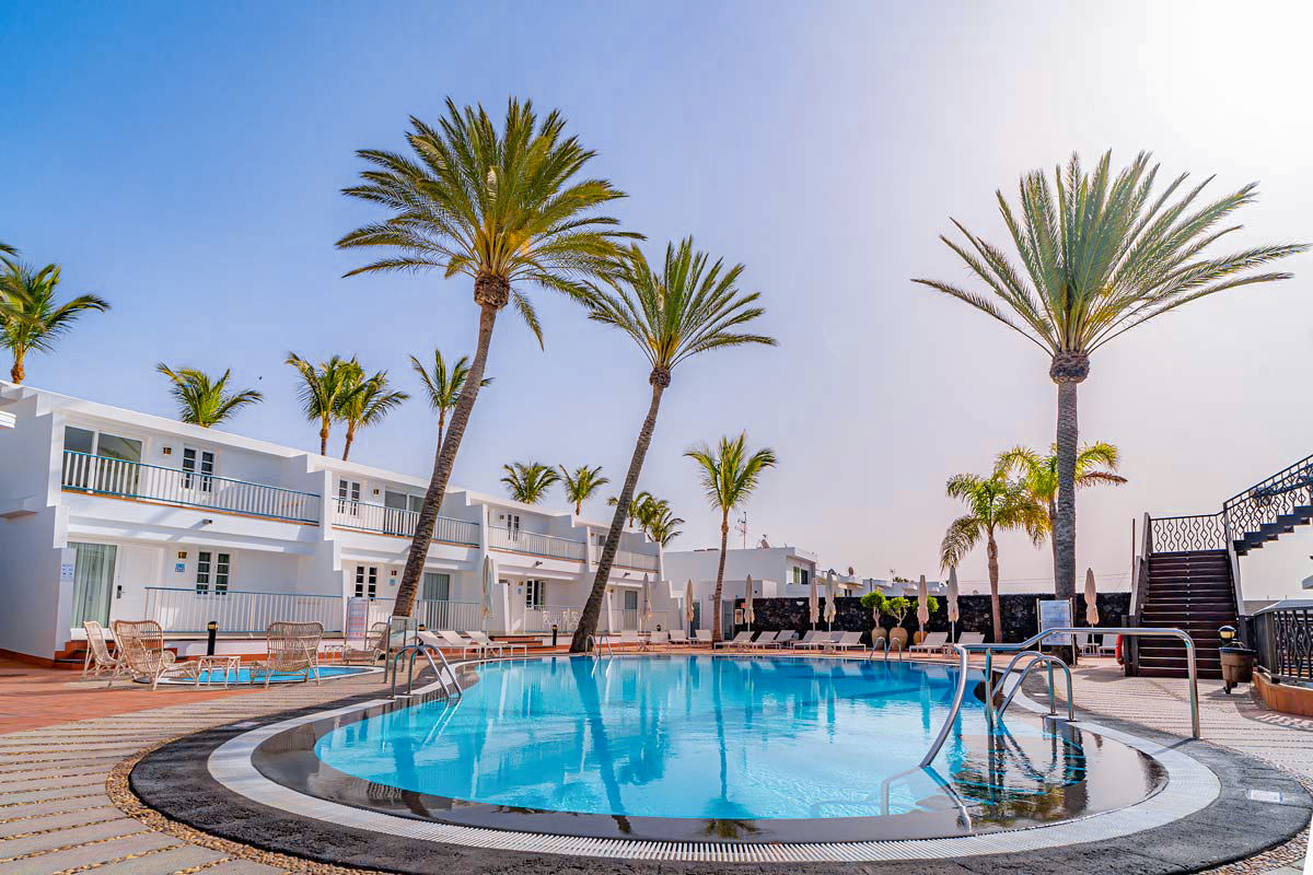 Plus Fariones Apartamentos