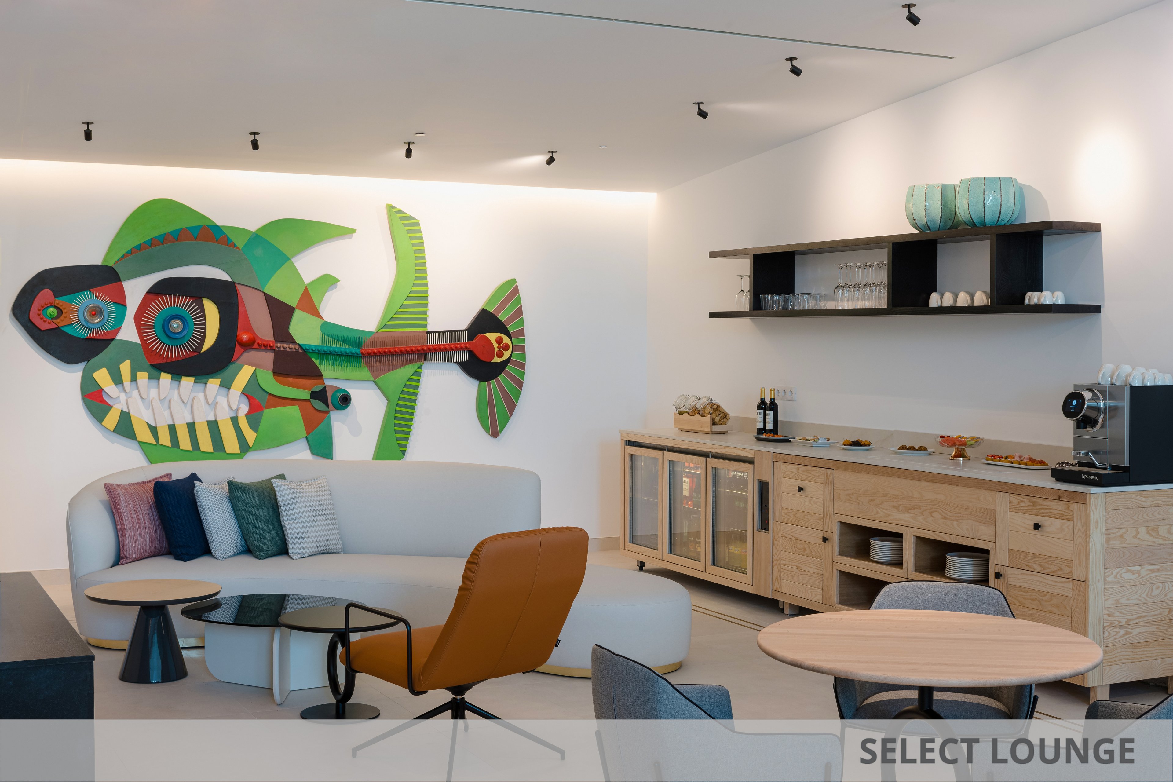 Plus Fariones Suite Hotel