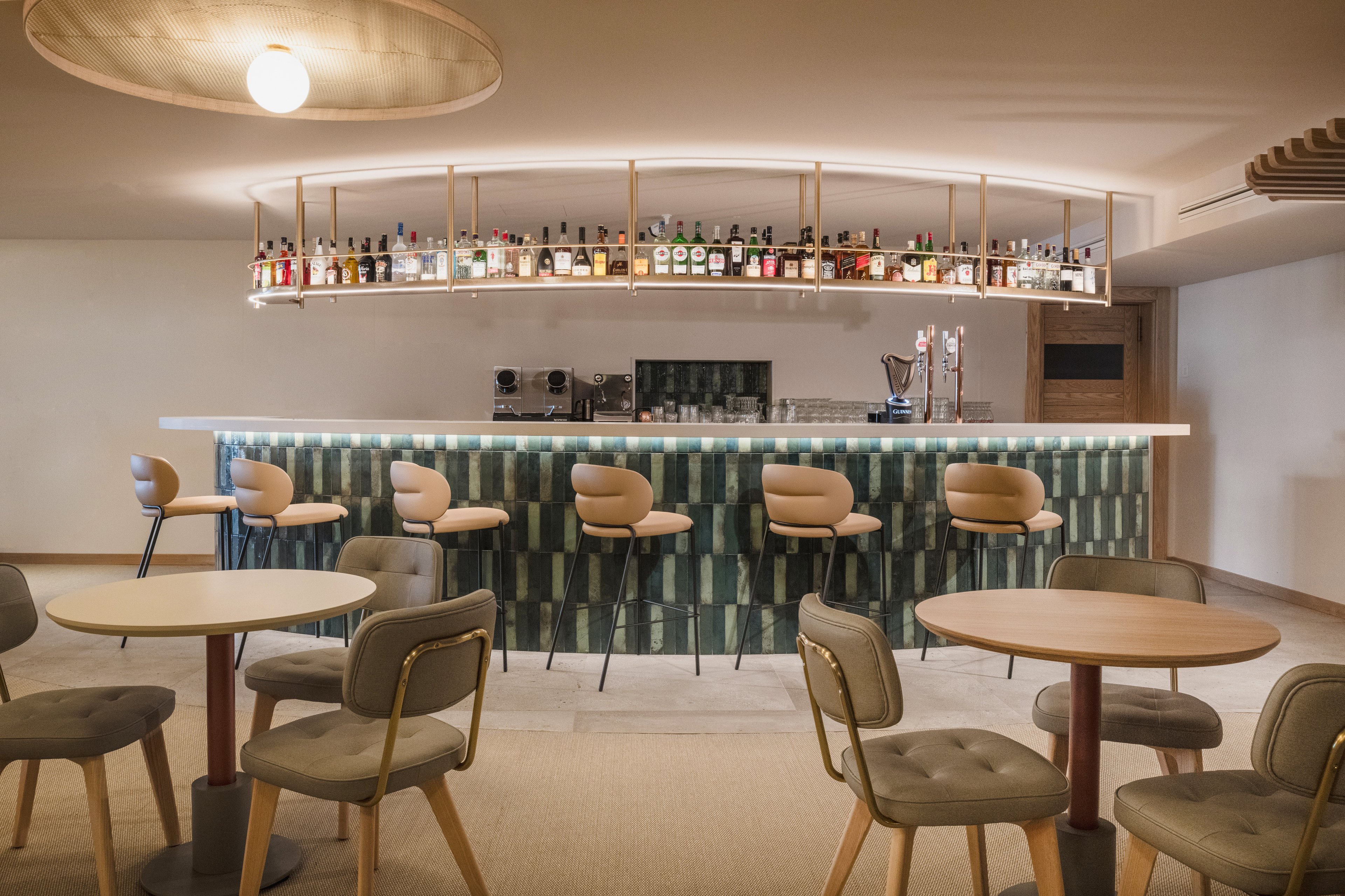 Plus Fariones Suite Hotel