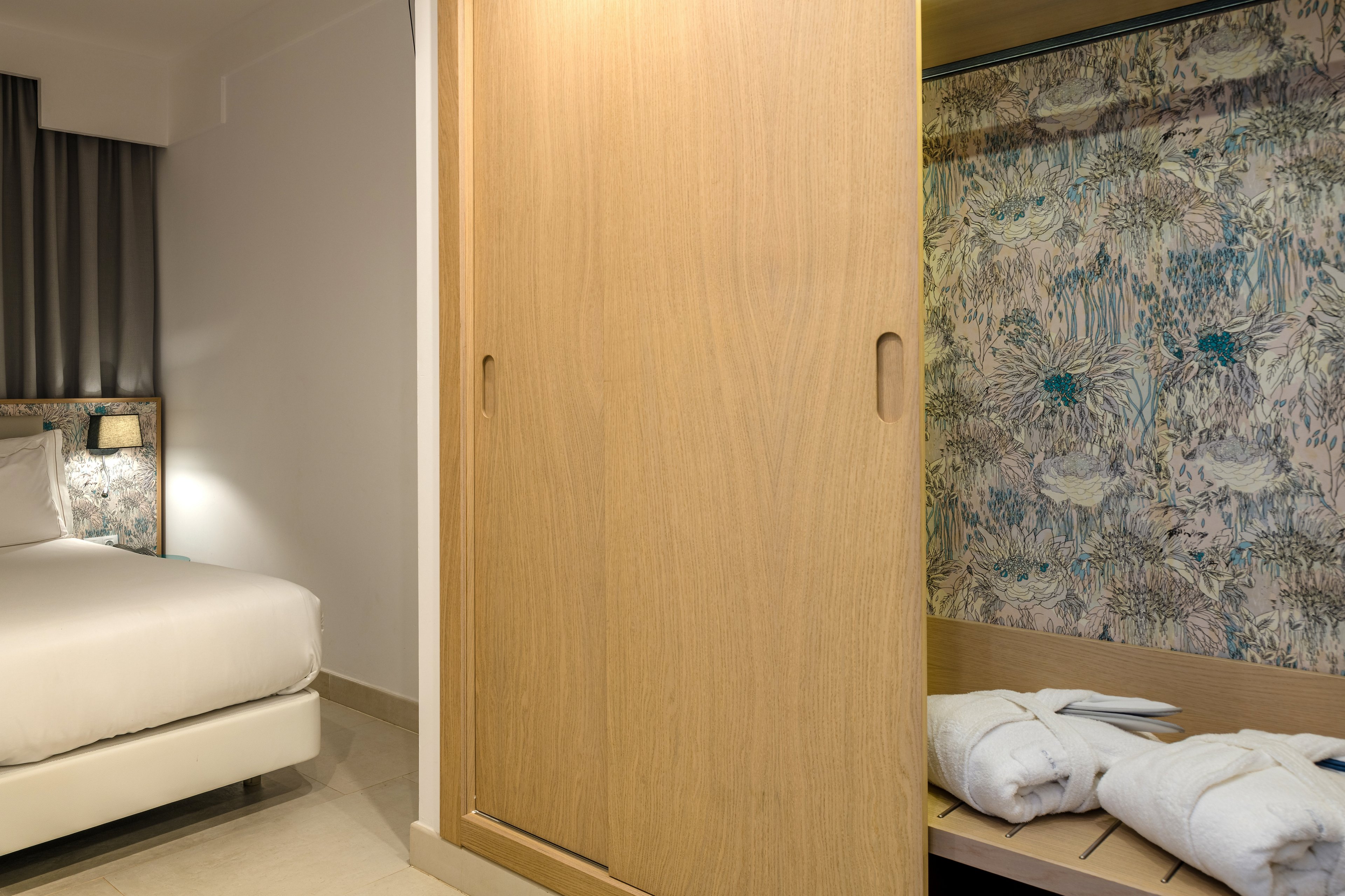 Plus Fariones Suite Hotel