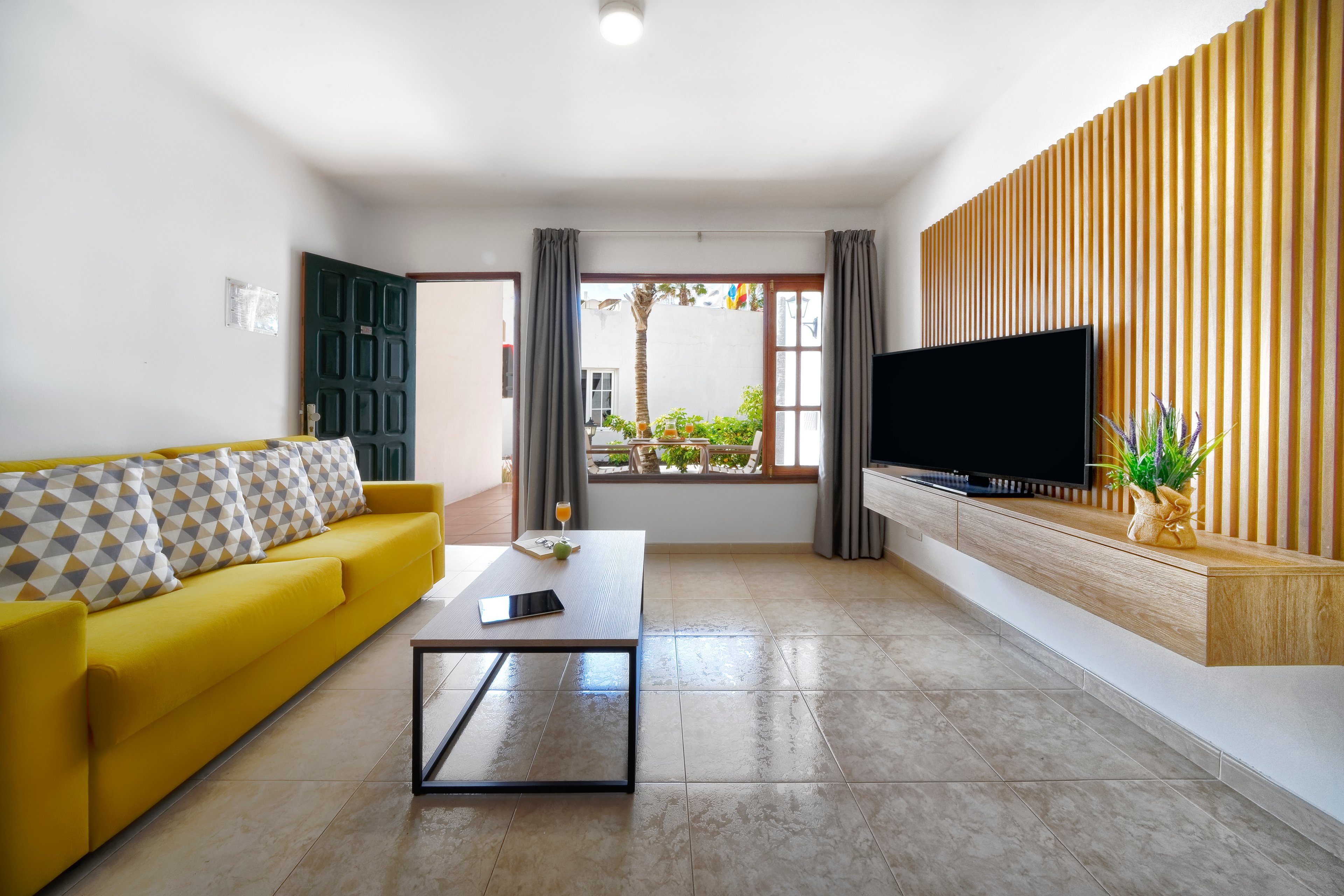 LABRANDA Playa Club Apartments