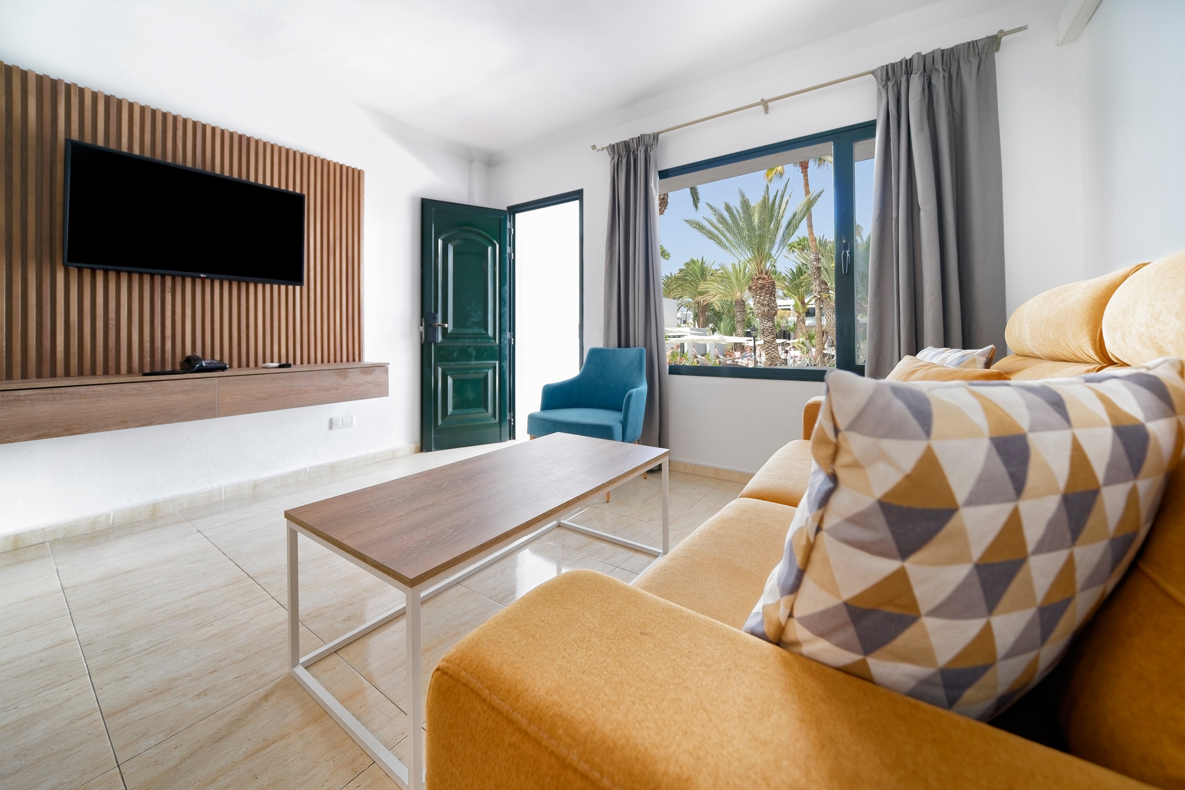 LABRANDA Playa Club Apartments