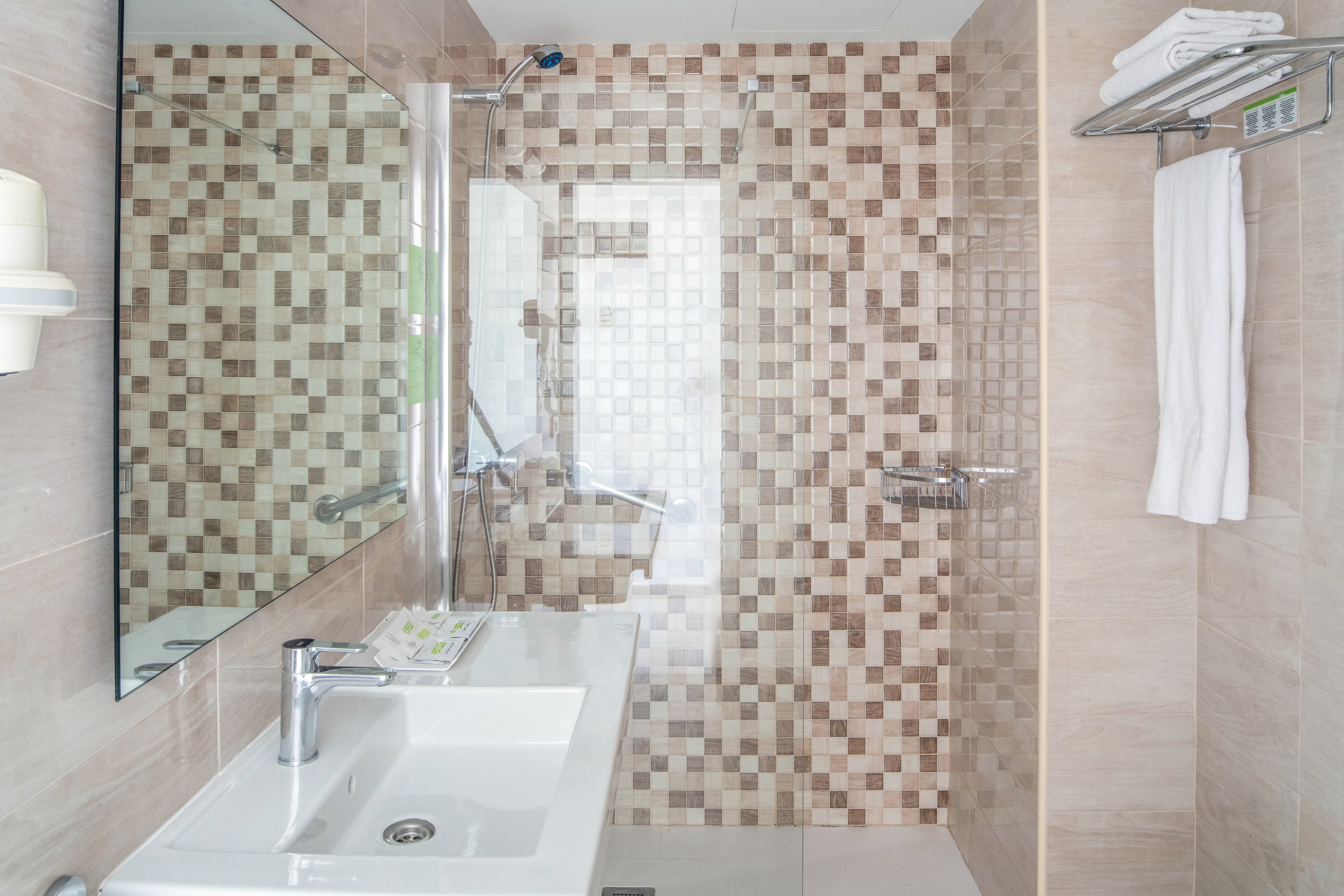 Ereza Los Hibiscos Apartments