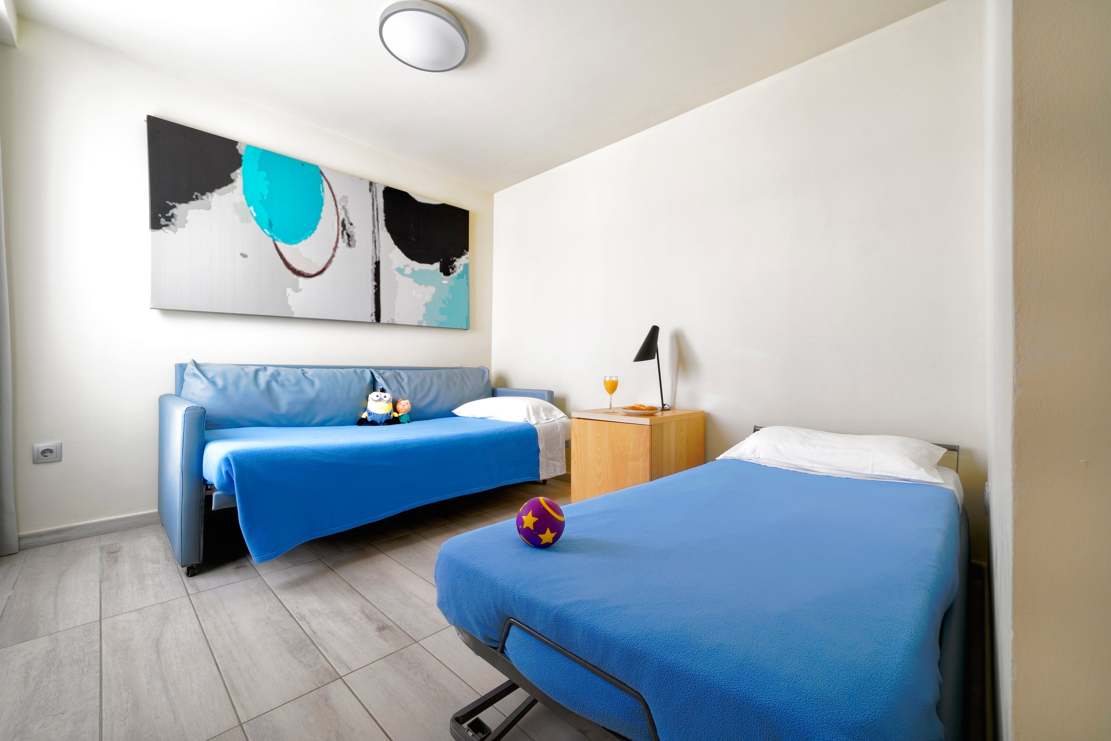 Aqua Suites Boutique Hotel