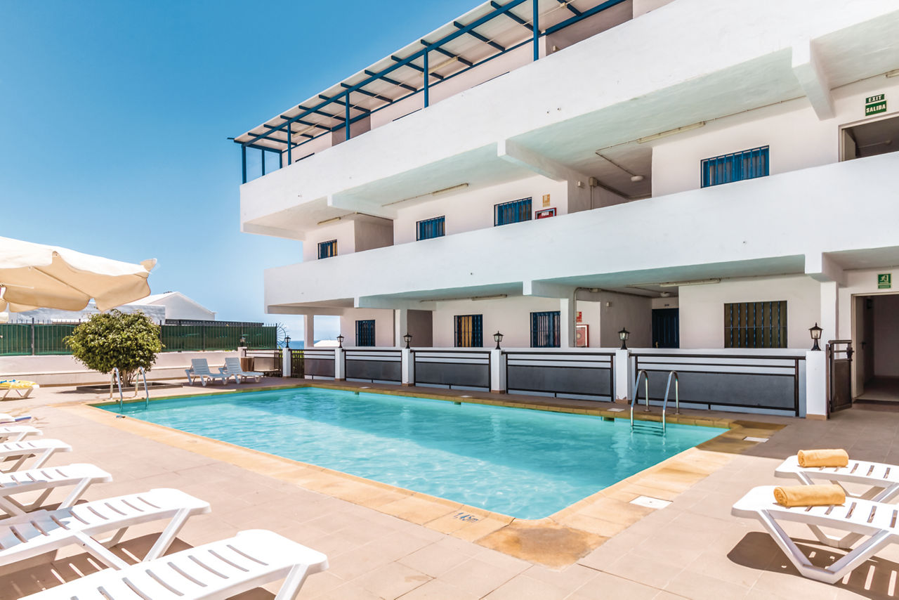 BLUESEA Los Cocoteros Apartments