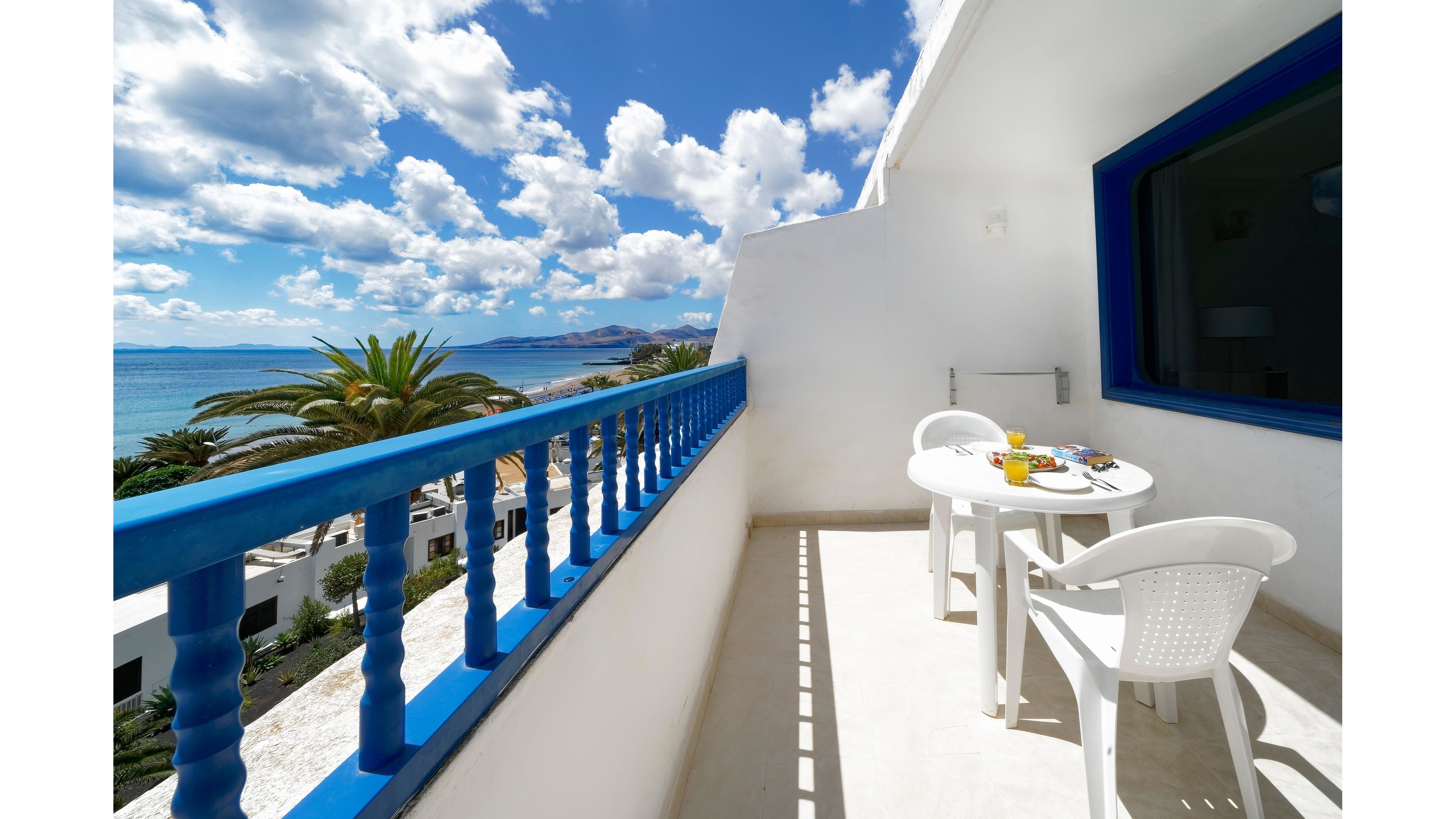 BLUESEA Los Cocoteros Apartments