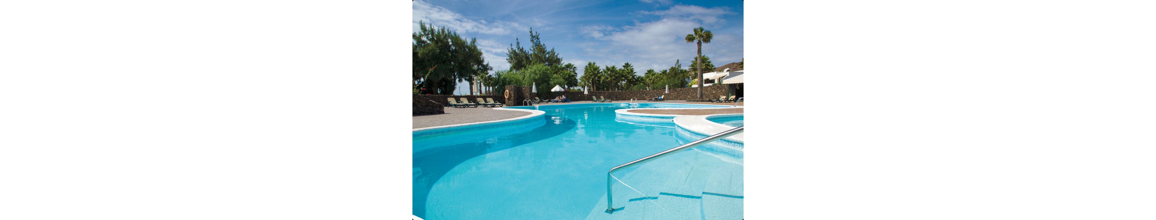 Palmeras Garden Apartments