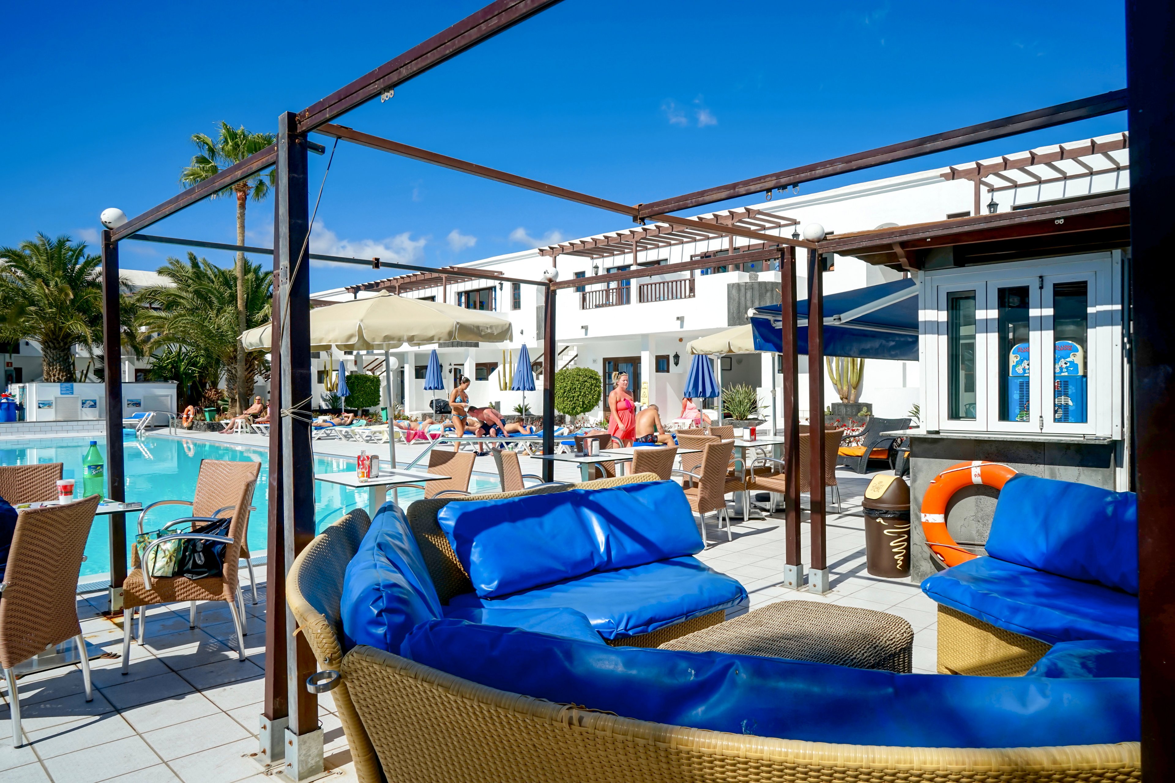 Plaza Azul Apartments