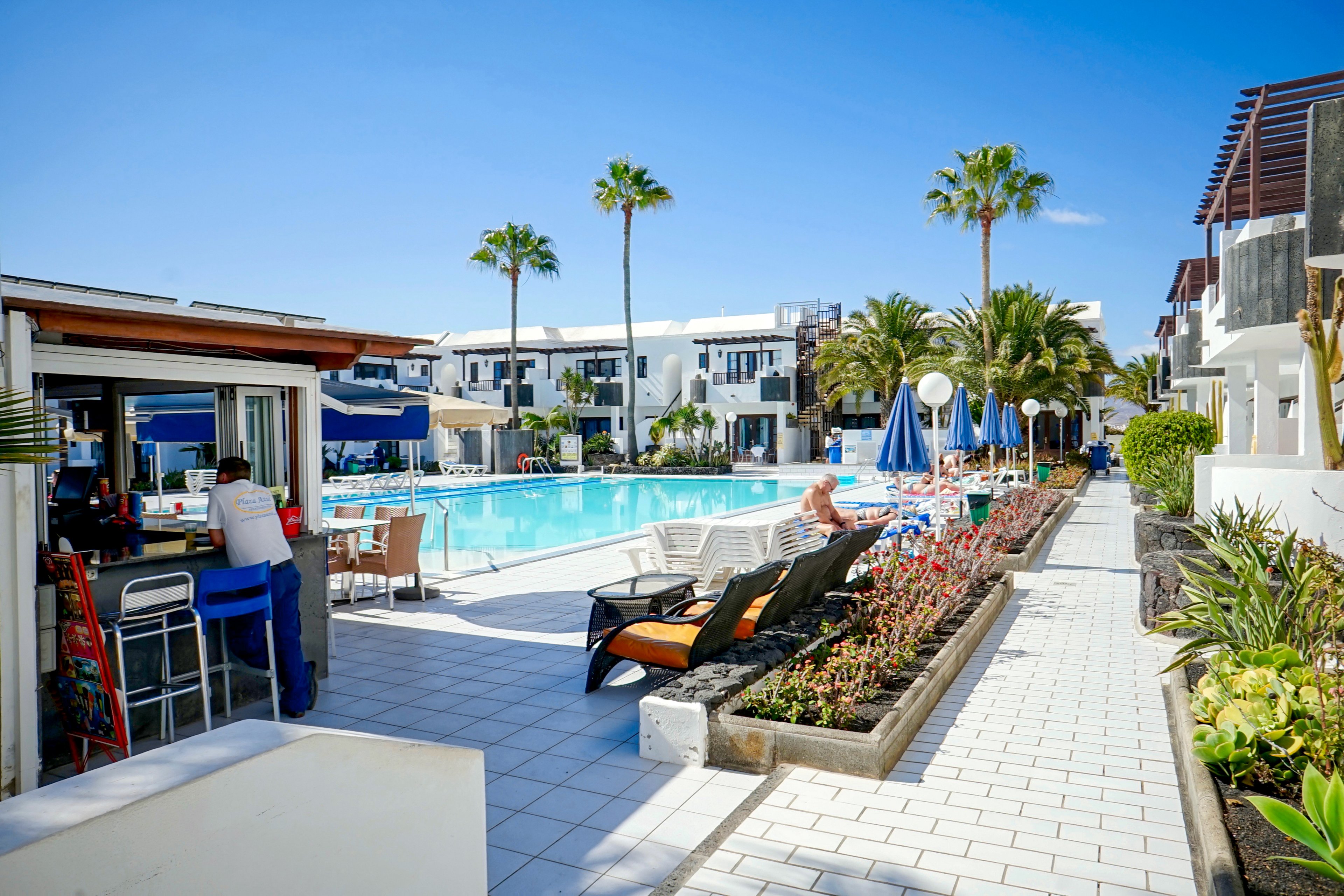 Plaza Azul Apartments