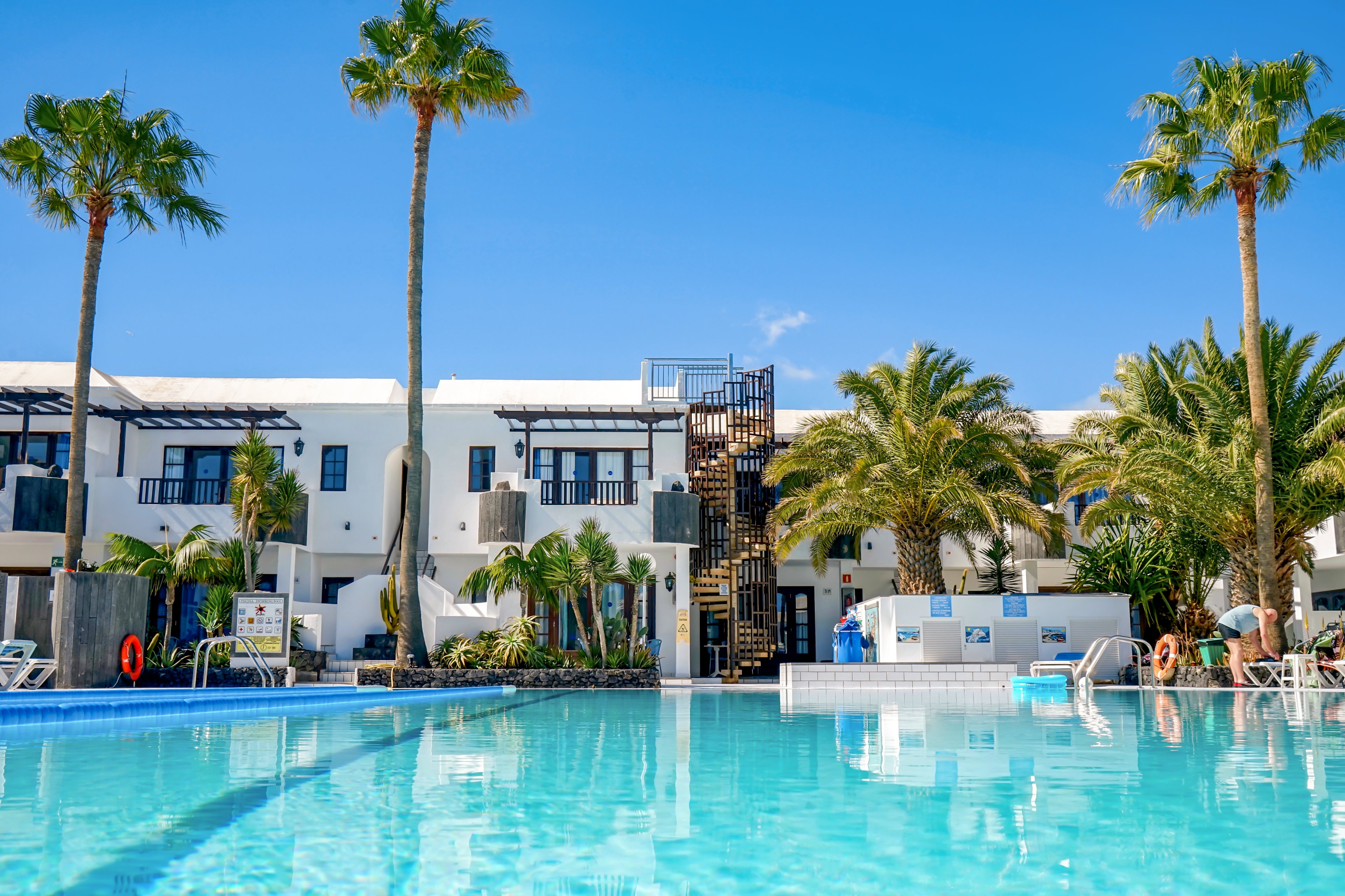 Plaza Azul Apartments