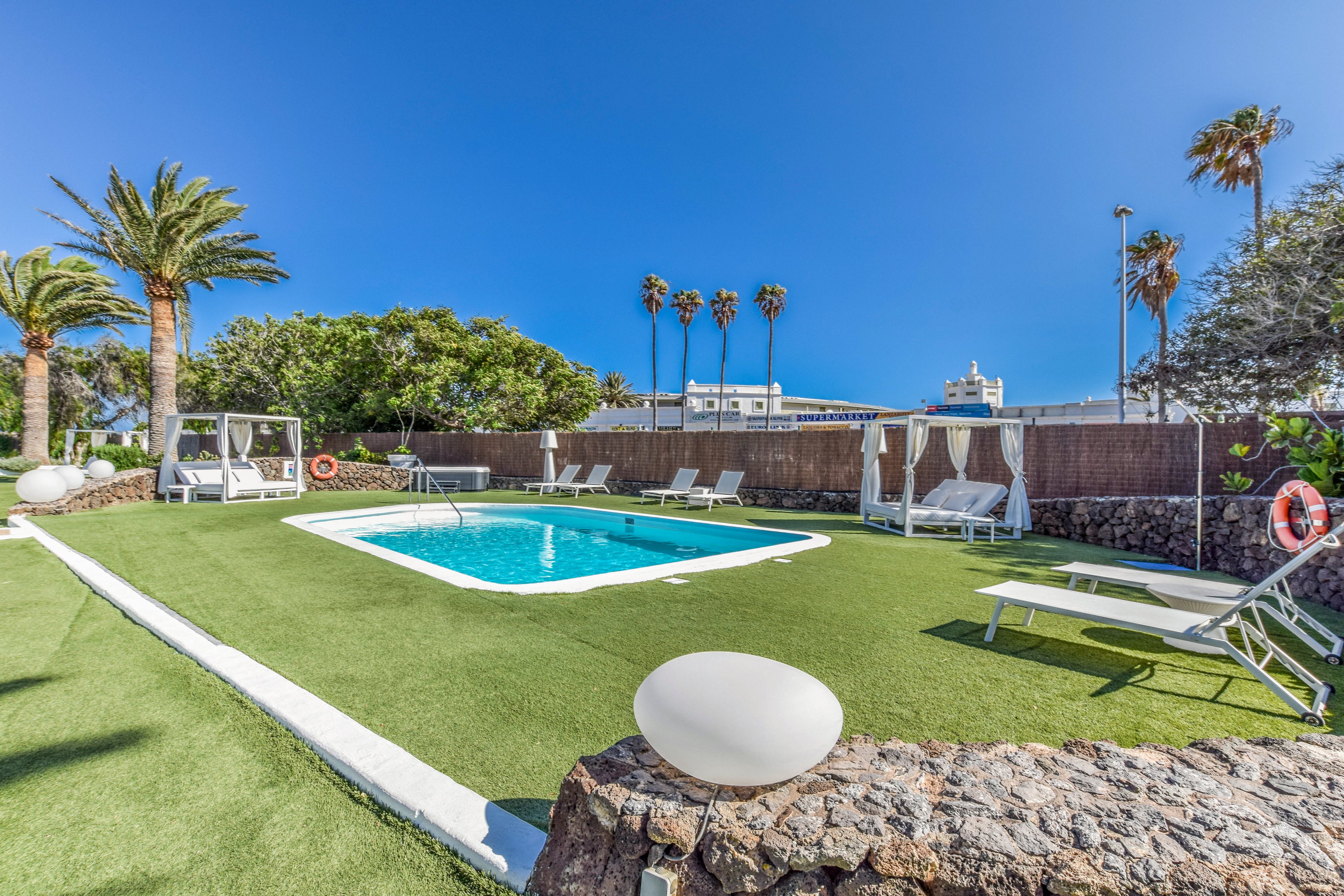 Villas New Lanzasuites