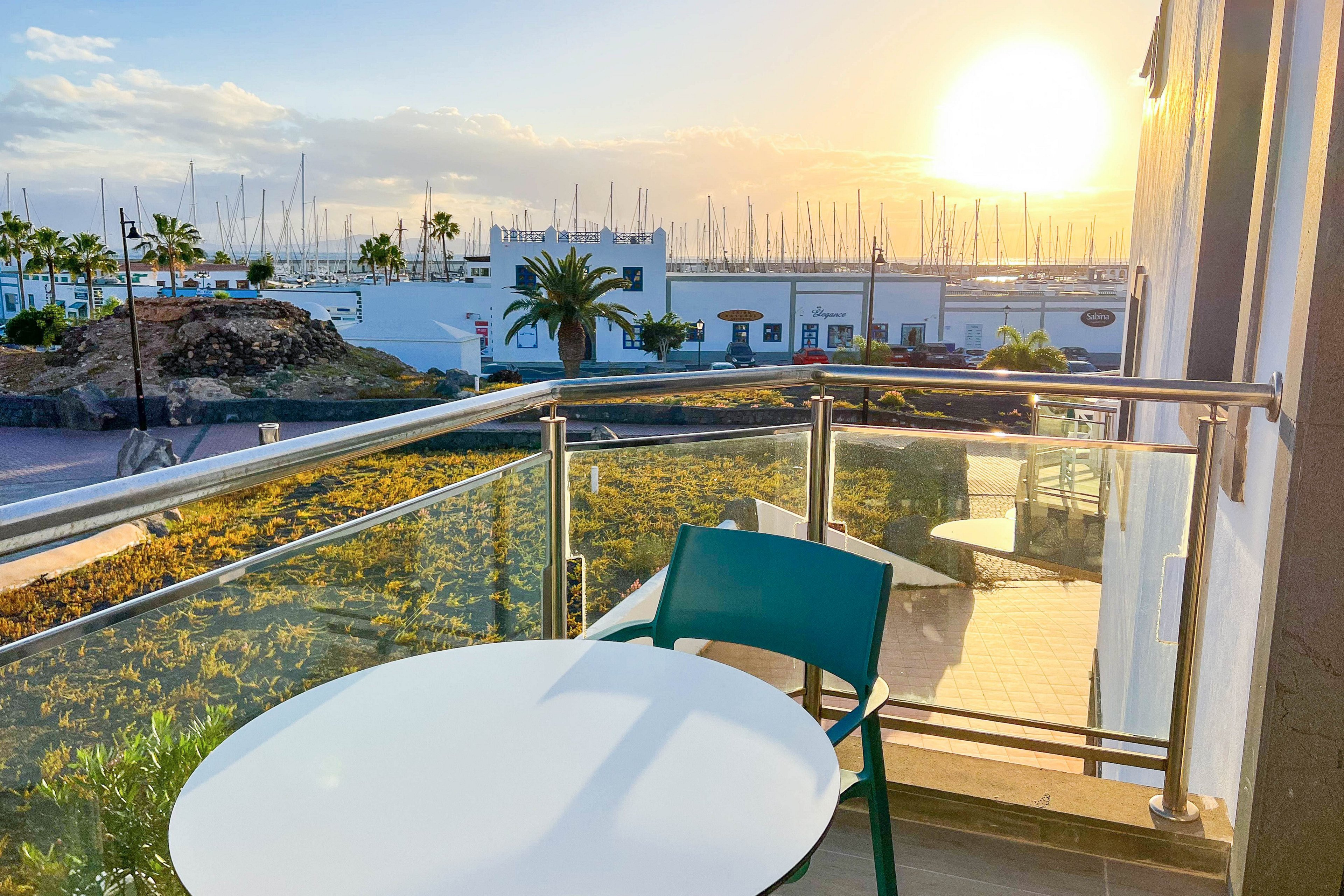 Cordial Marina Blanca