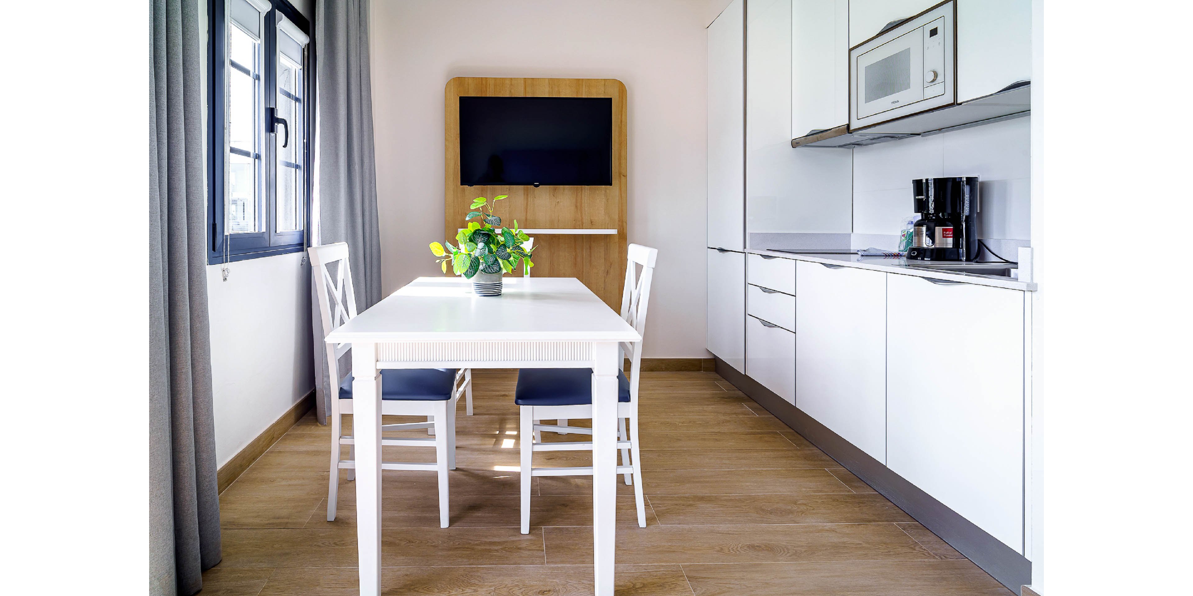 Cordial Marina Blanca