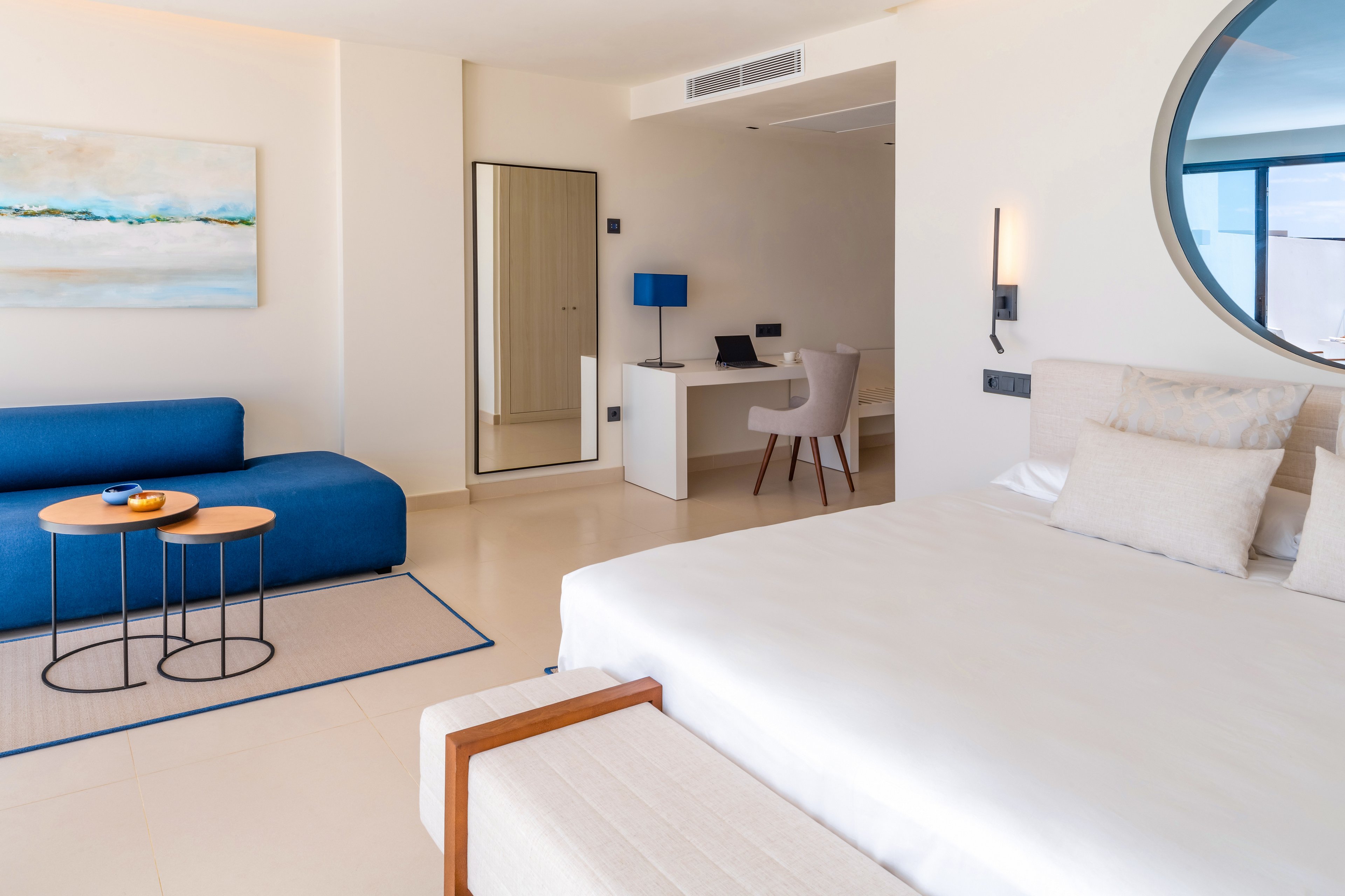 Royal Marina Suites Boutique Hotel