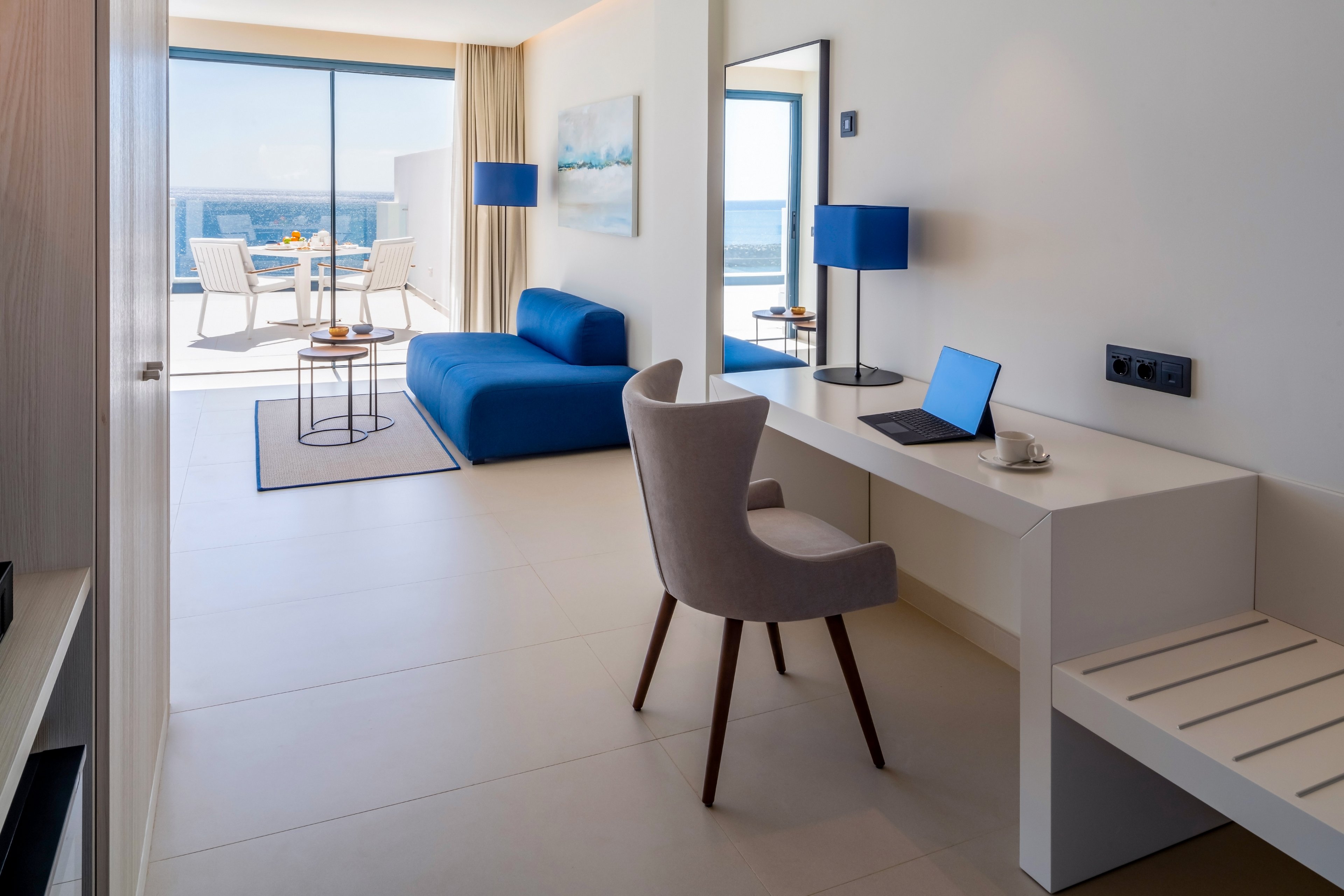 Royal Marina Suites Boutique Hotel