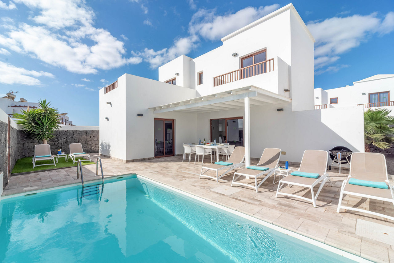 Ereza Villas La Granja - Duplex Three Bedroom Villa