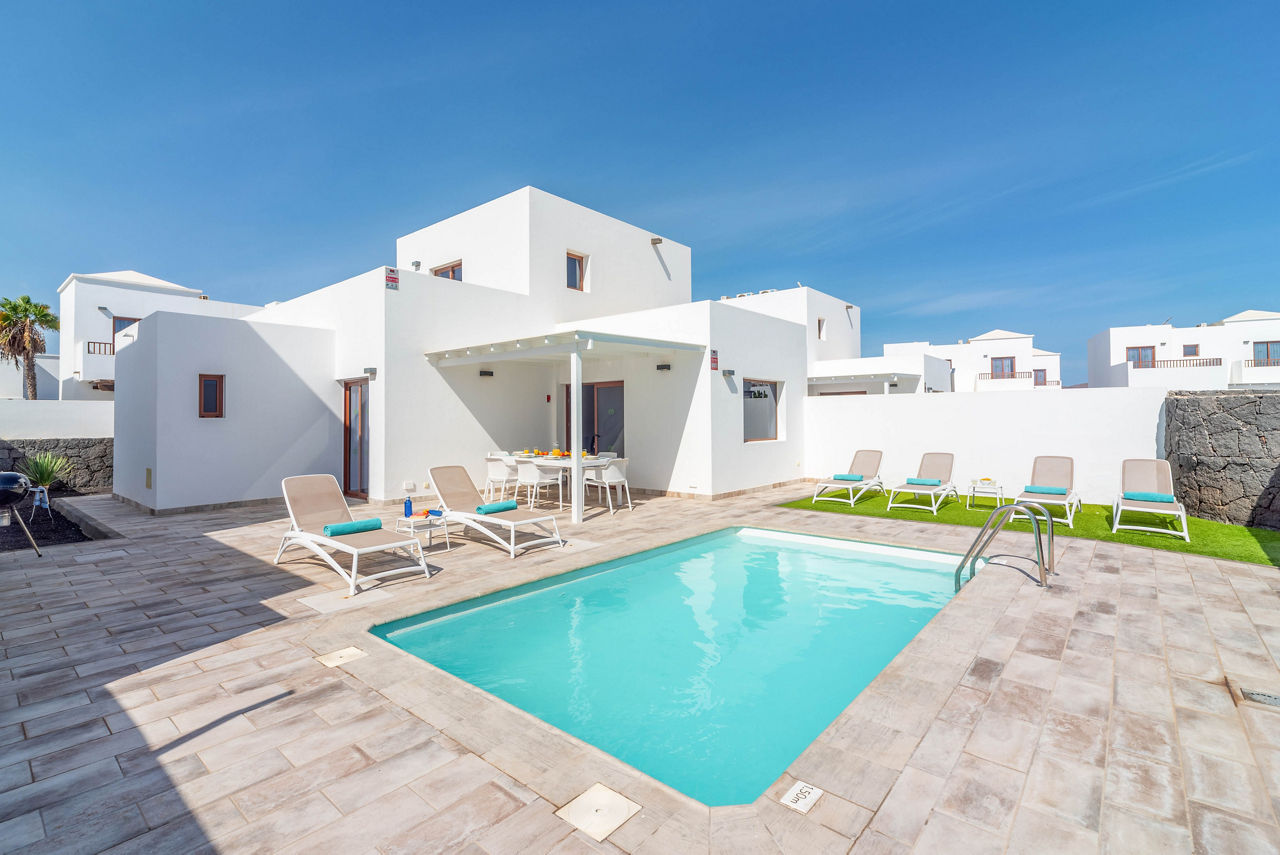 Ereza Villas La Granja - Duplex Three Bedroom Villa