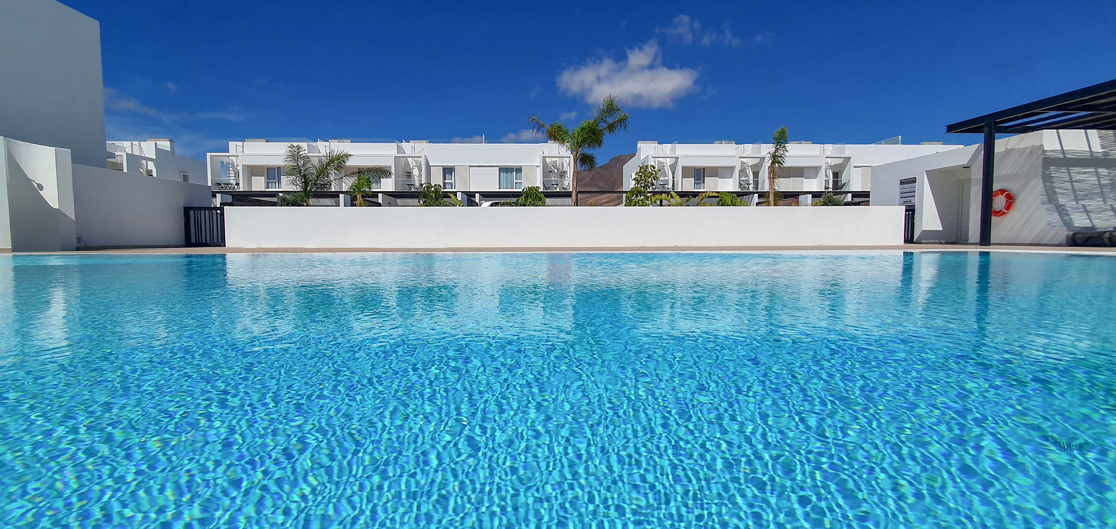 Serena Holiday Homes by LIVVO