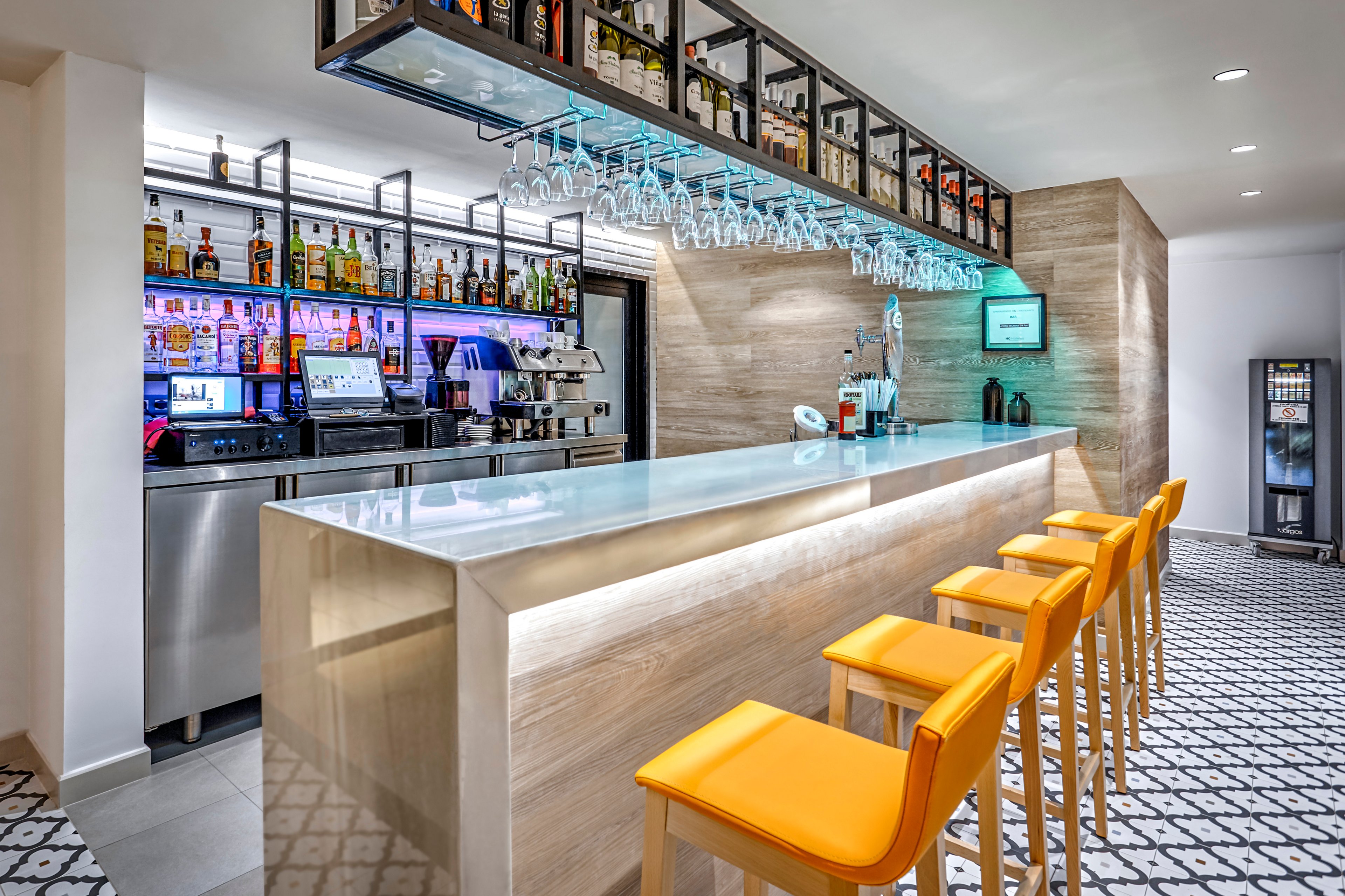 HG Lomo Blanco Apartments