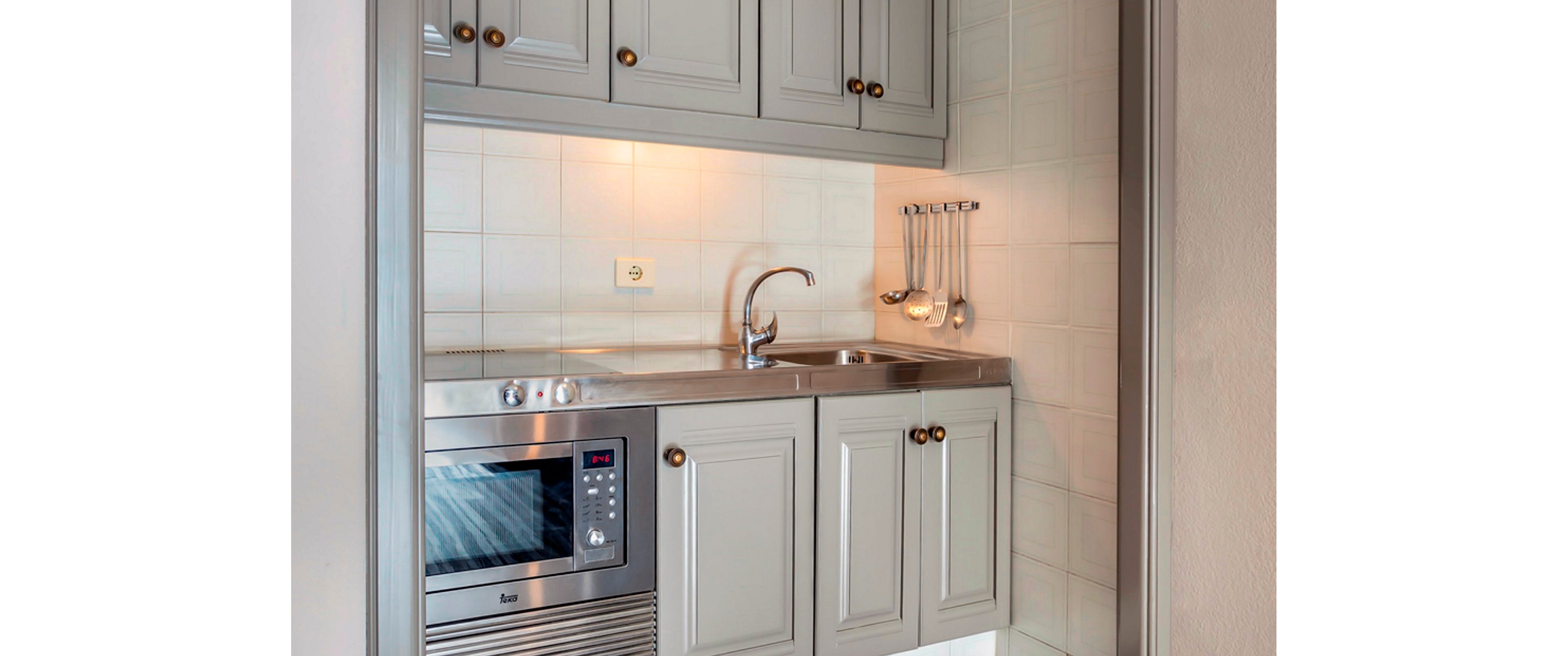 HG Lomo Blanco Apartments