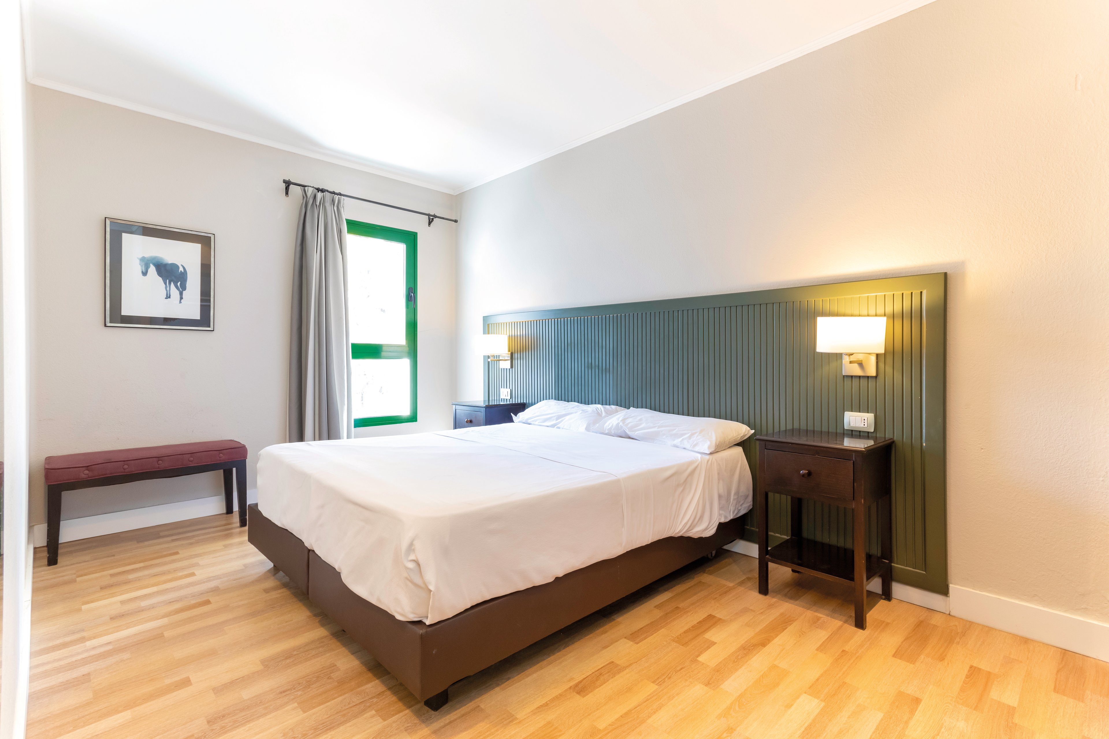 HG Lomo Blanco Apartments