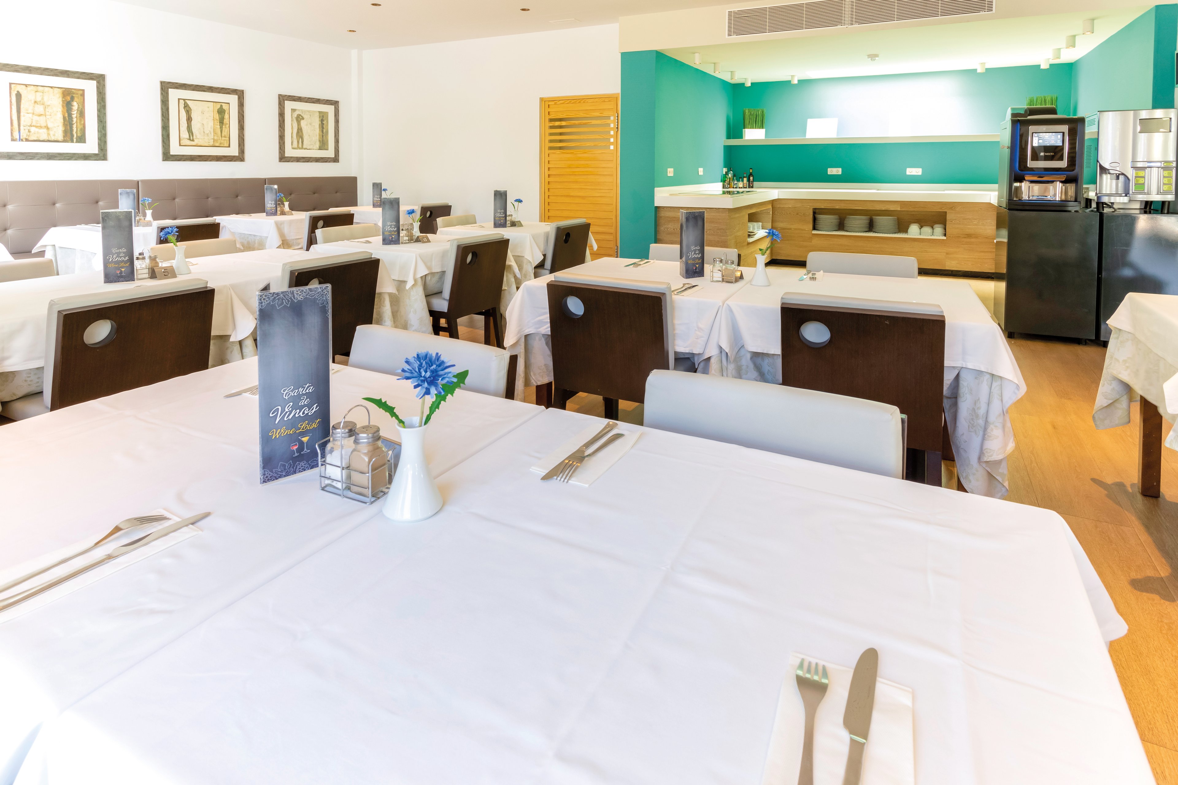 HG Lomo Blanco Apartments