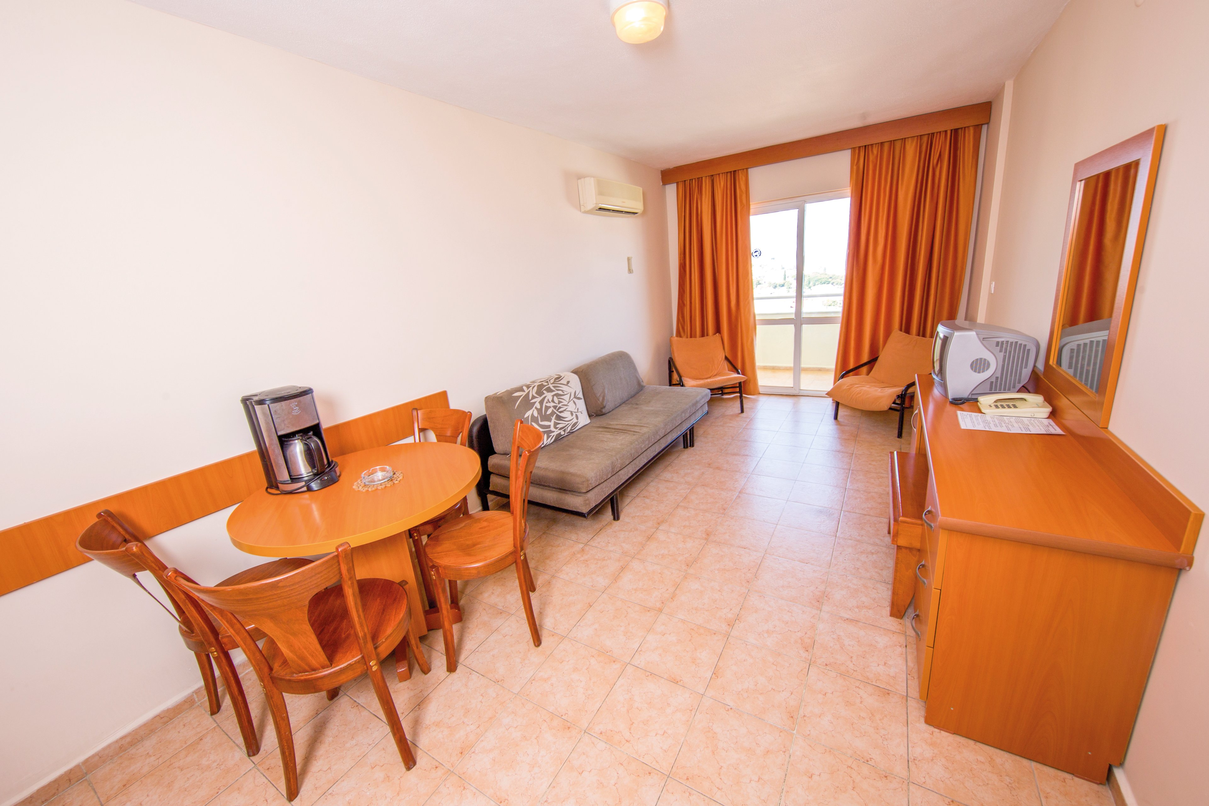Tuntas Family Suites Kusadasi