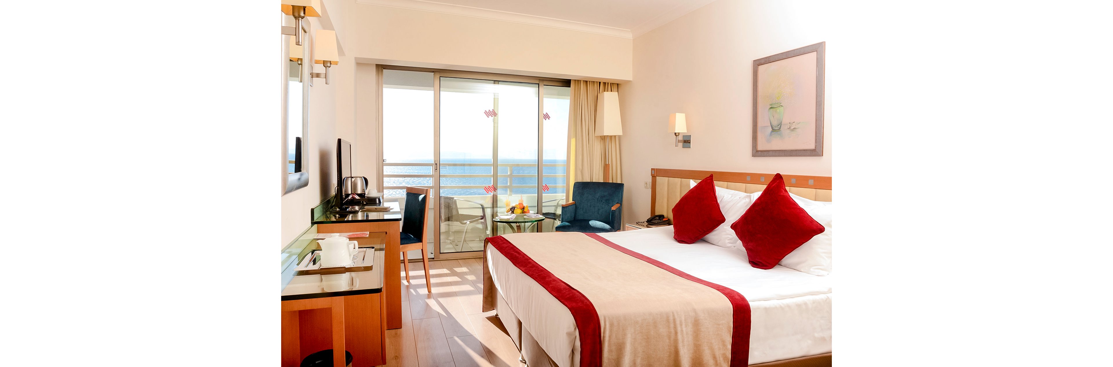 KoruMar Deluxe Hotel