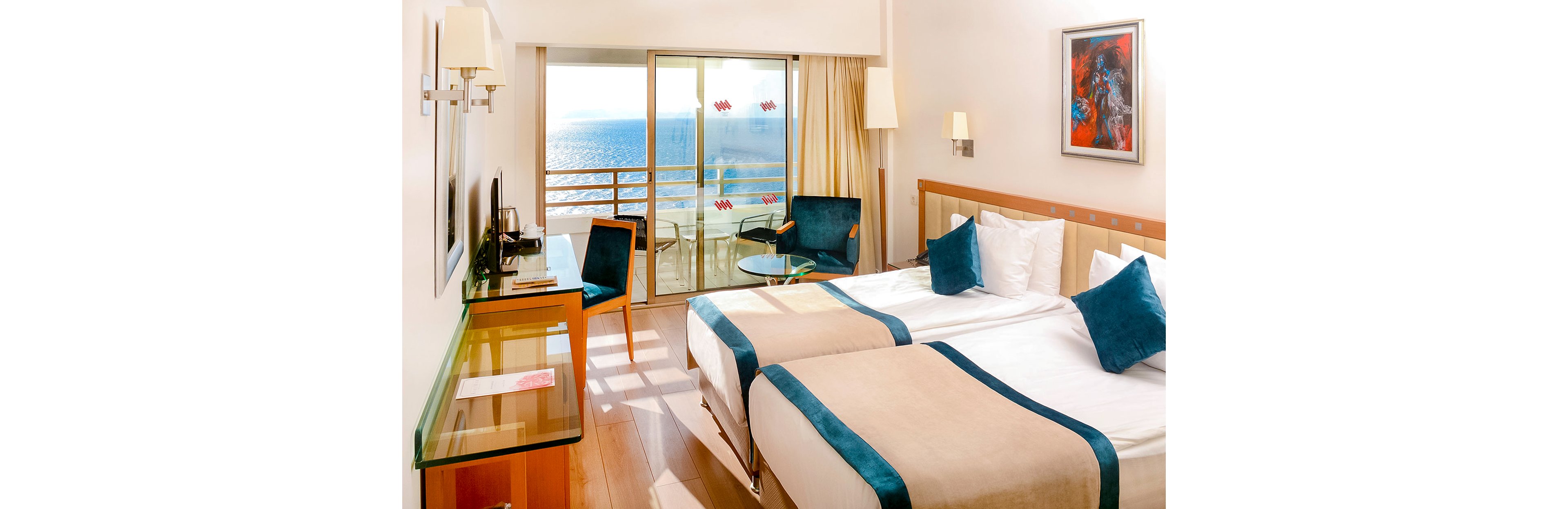 KoruMar Deluxe Hotel