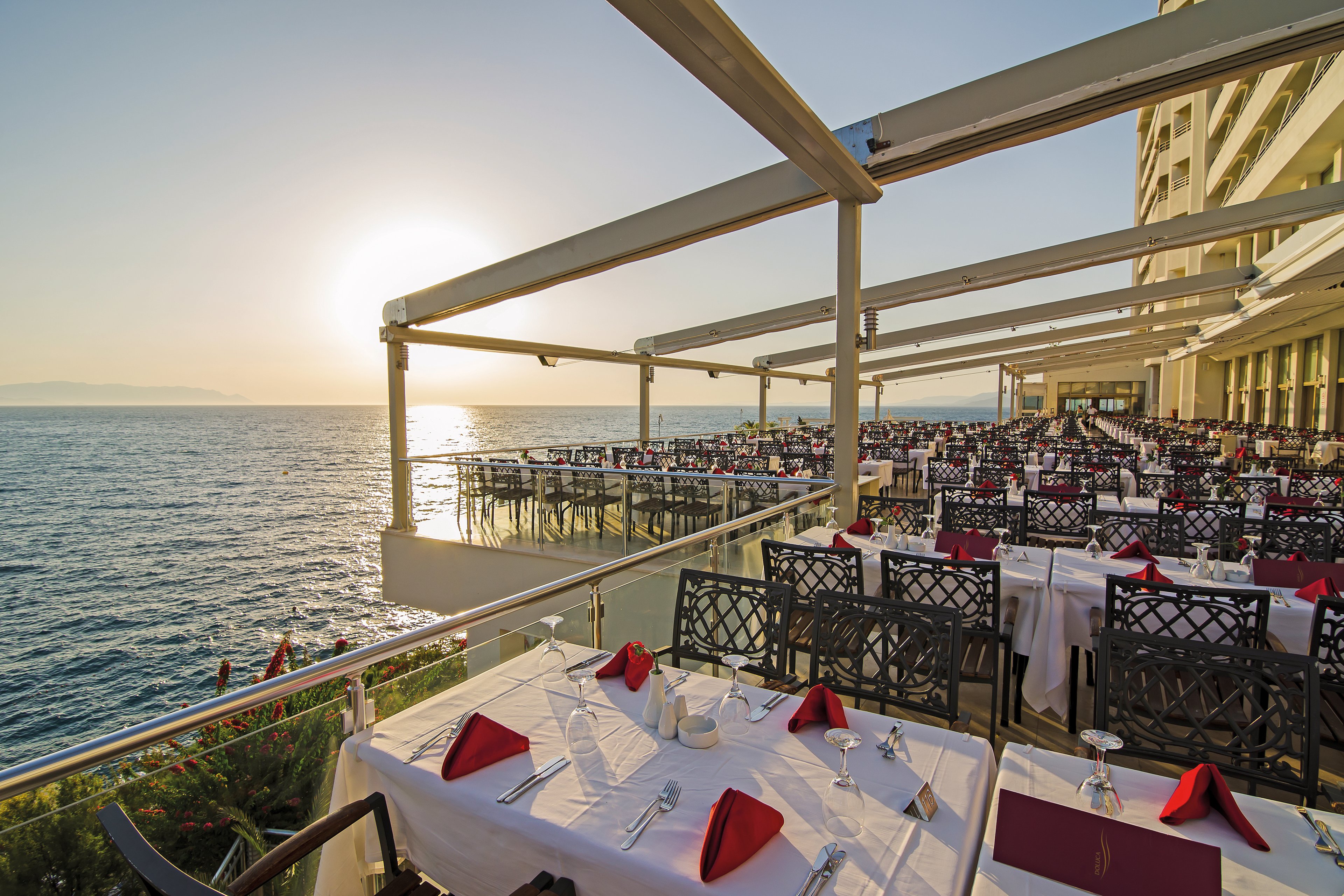 KoruMar Deluxe Hotel