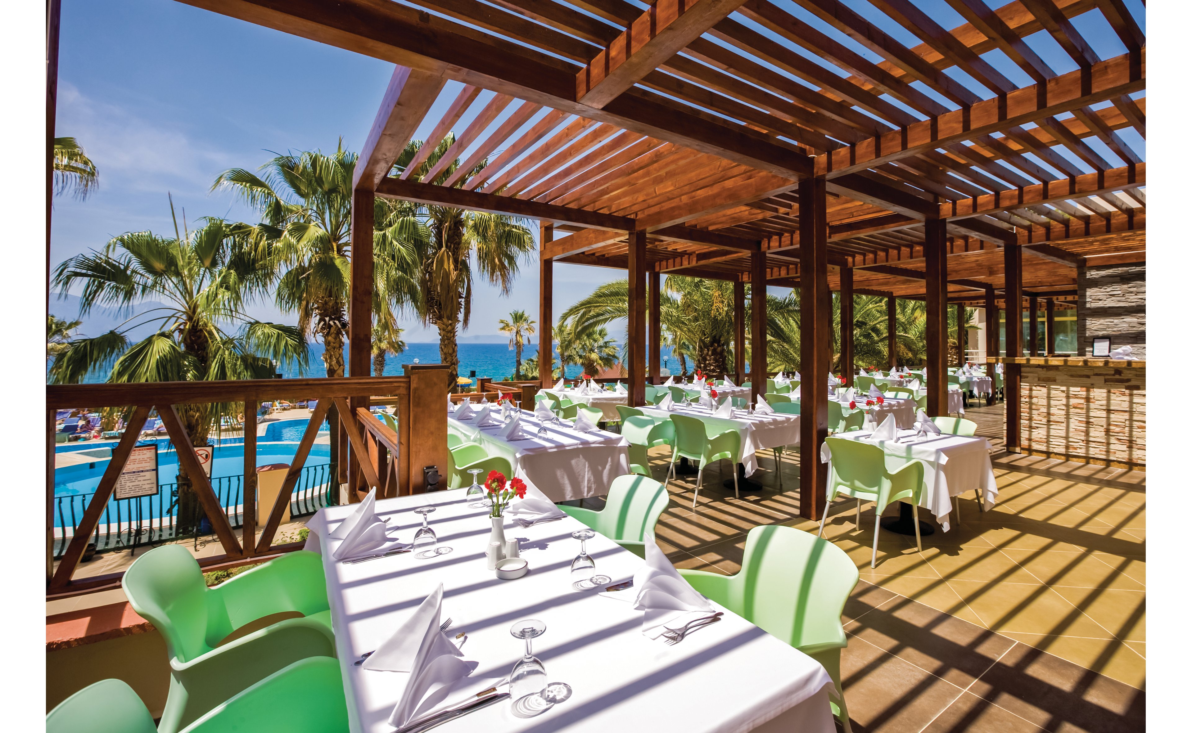 Fantasia Hotel Deluxe Kusadasi