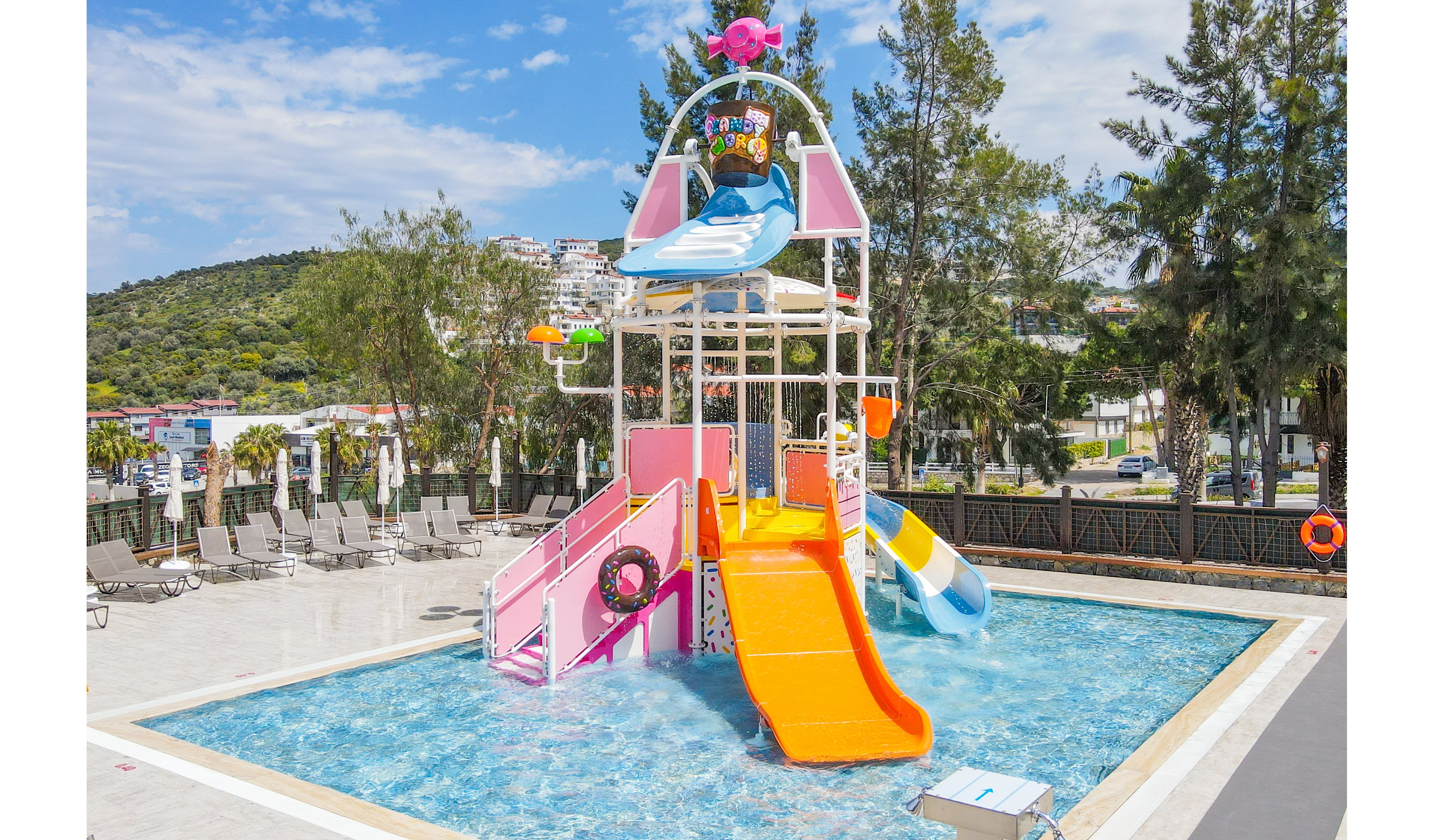 Ramada Hotel & Suites Kusadasi