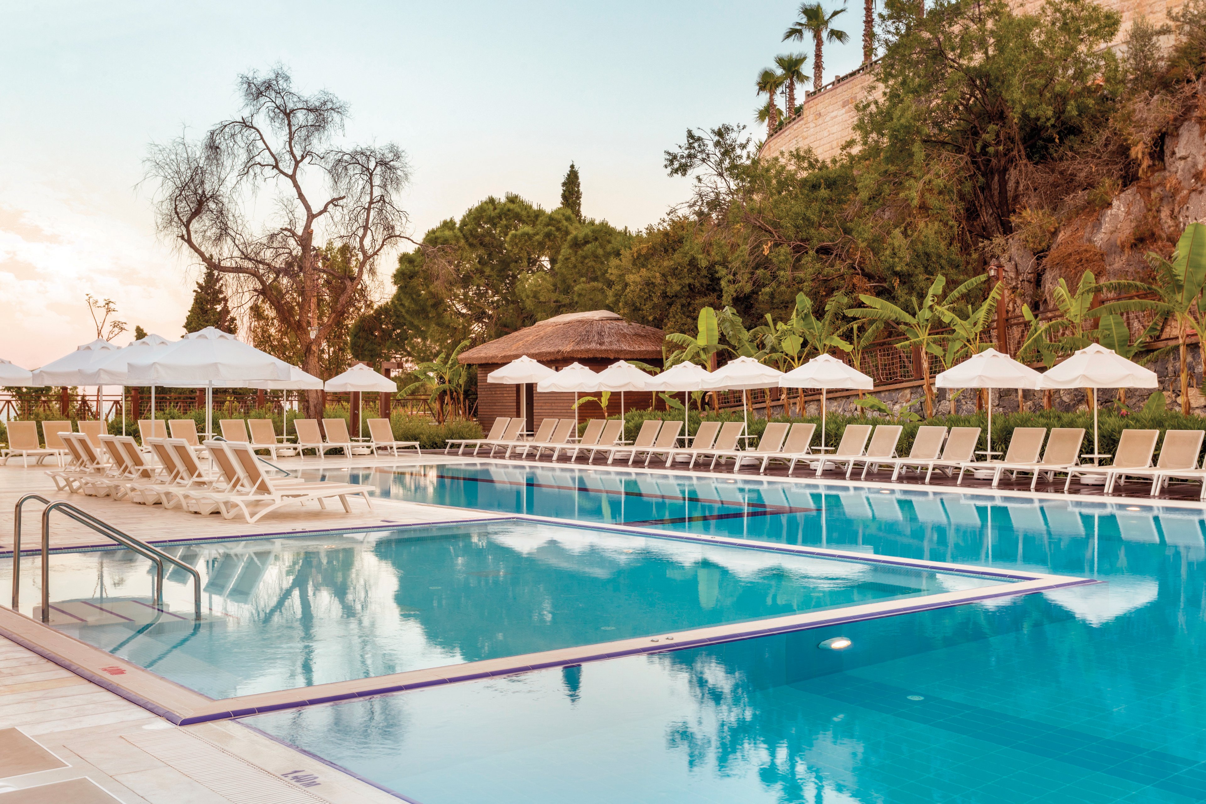 Ramada Resort by Wyndham Kusadasi & Golf