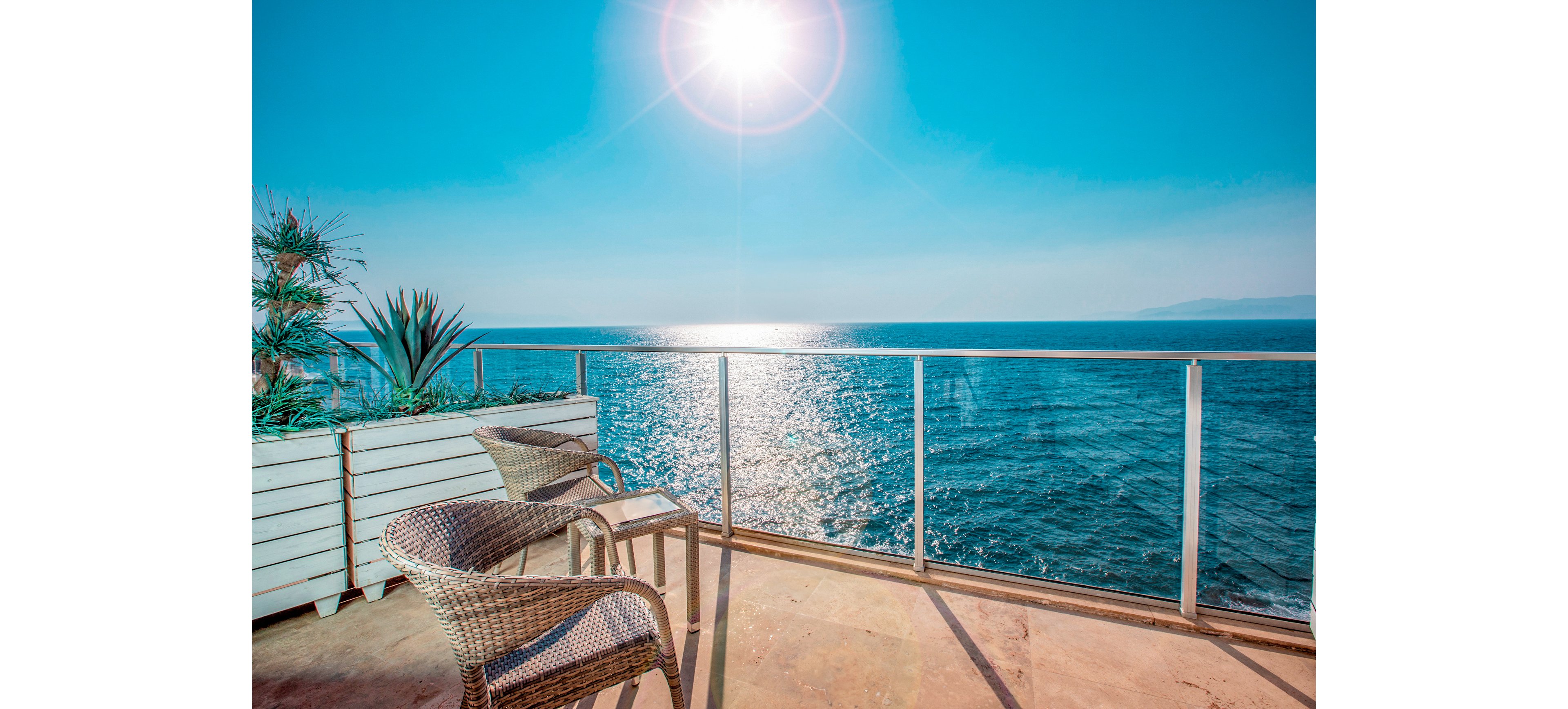 Charisma Deluxe Hotel