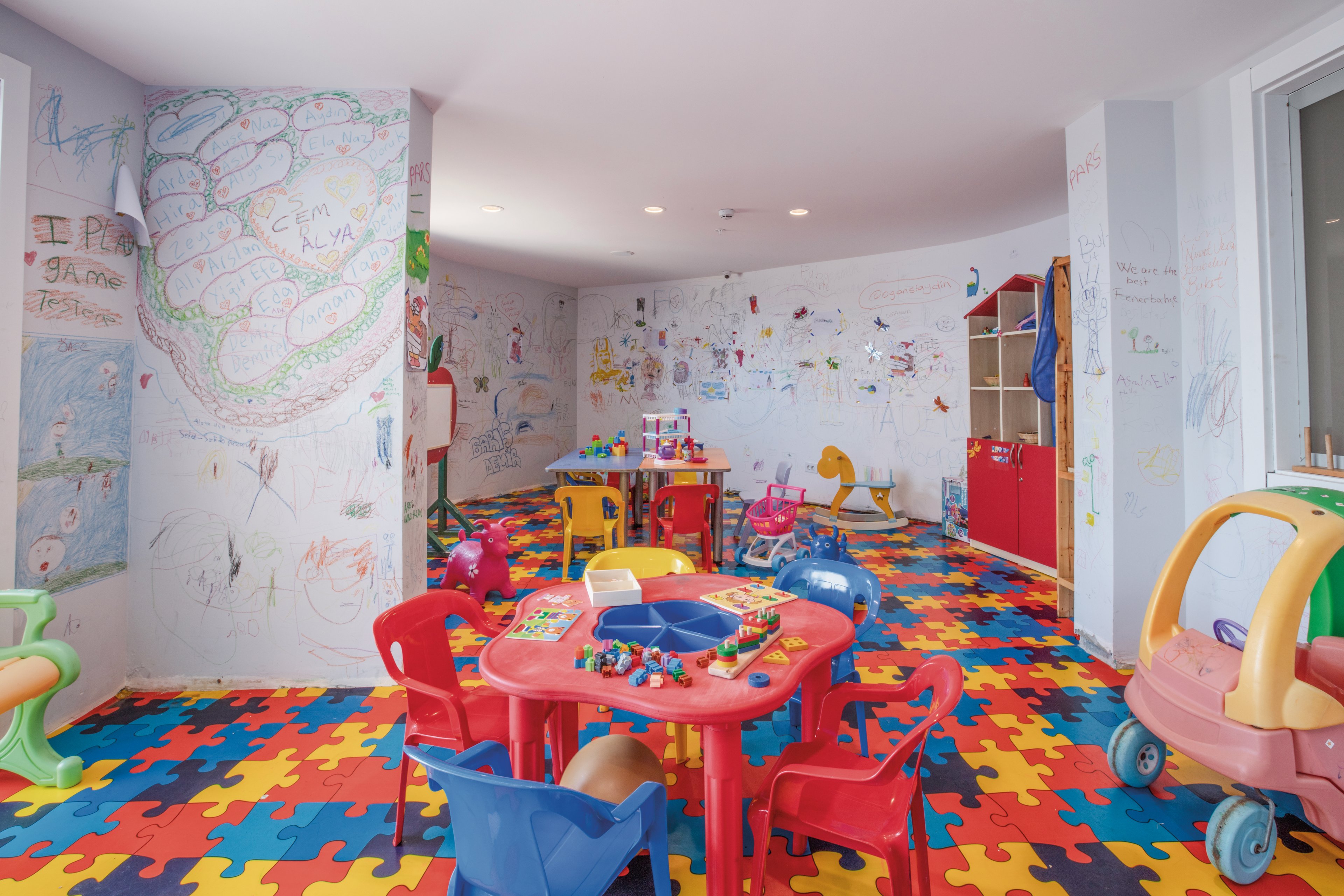 Charisma Deluxe Hotel