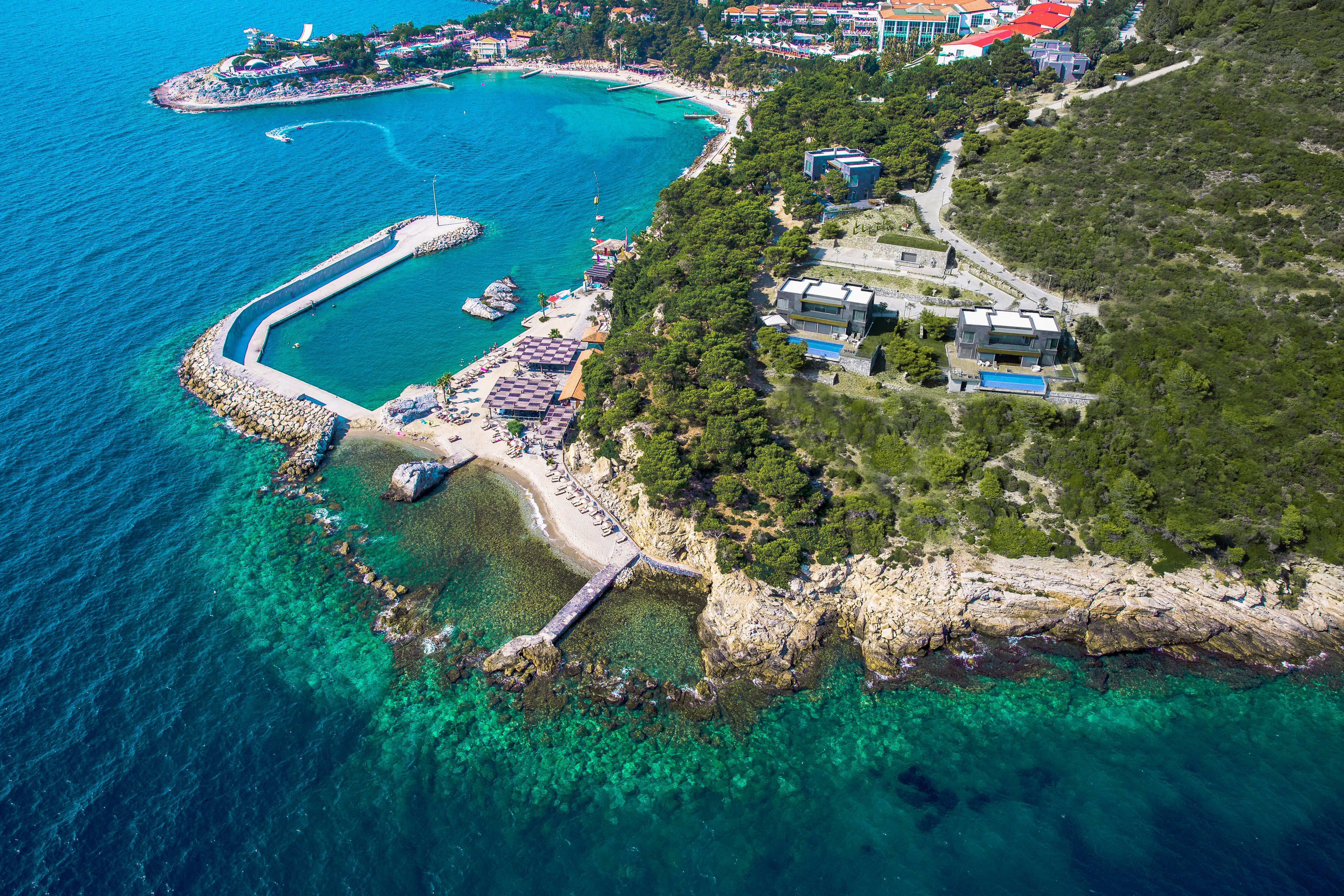 Pine Bay Holiday Resort