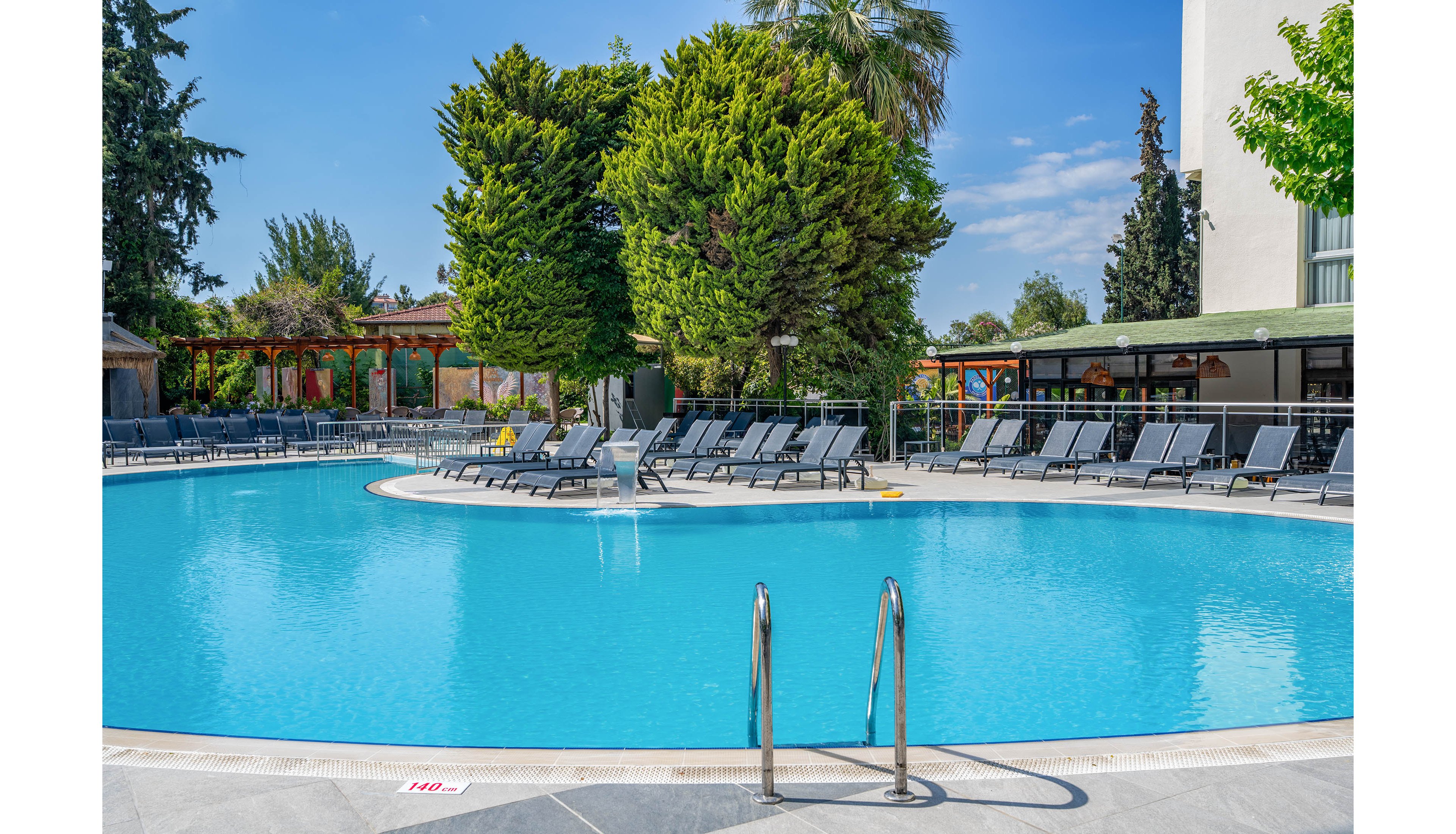 Marbel Hotel by Palm Wings