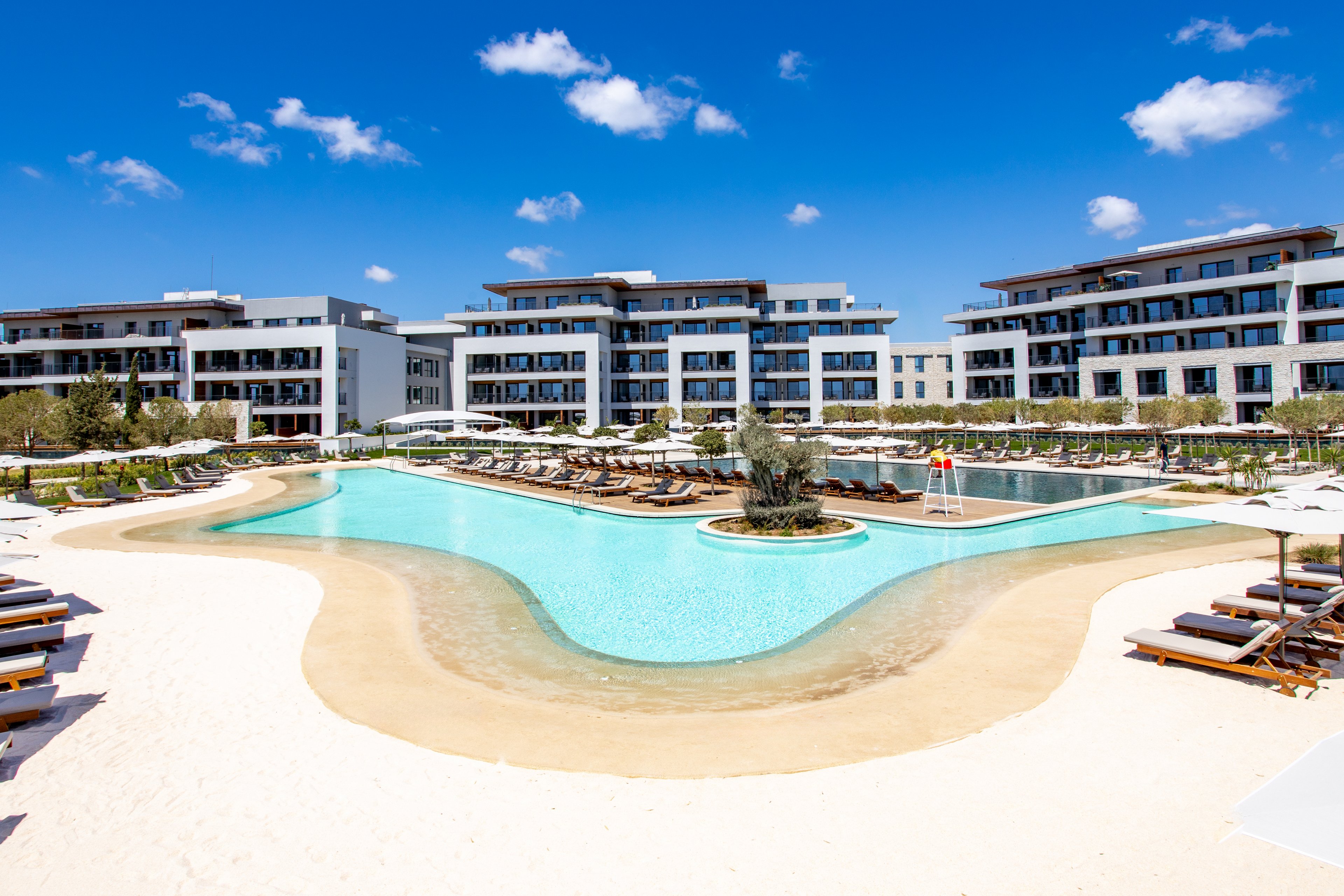 Anda Barut Collection.