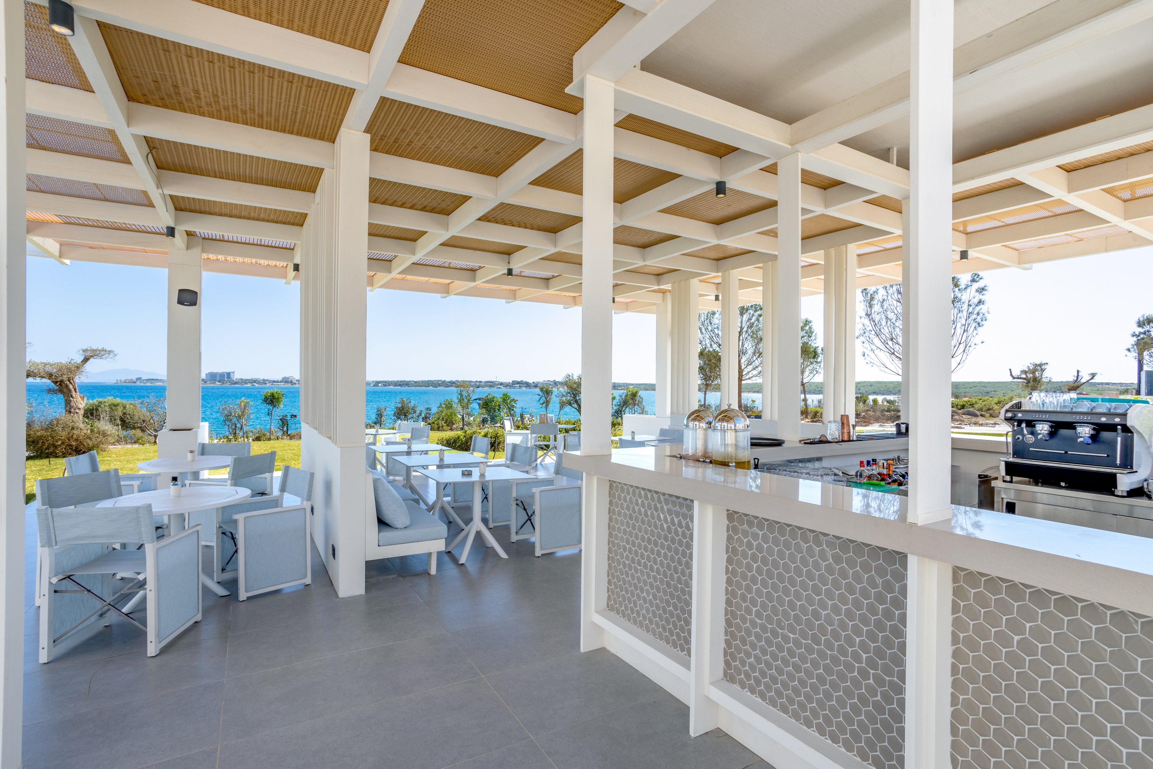 Anda Barut Collection.