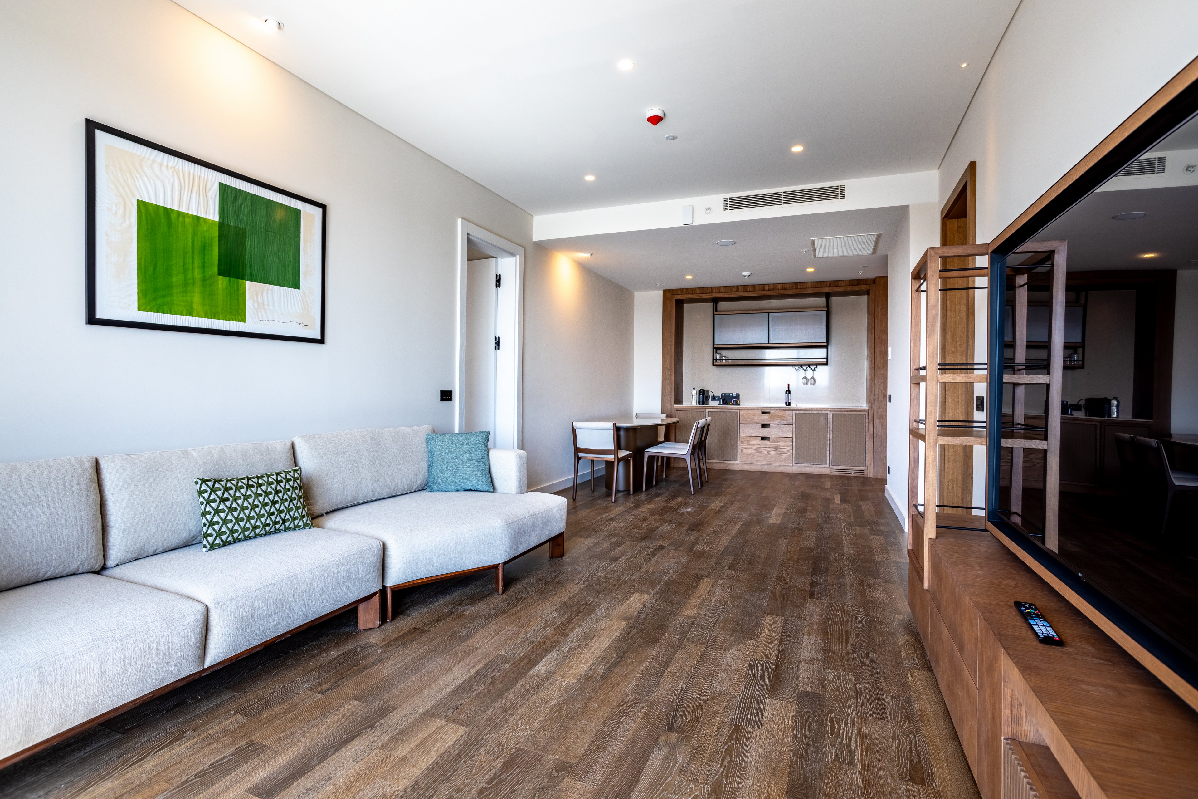 Anda Barut Collection.