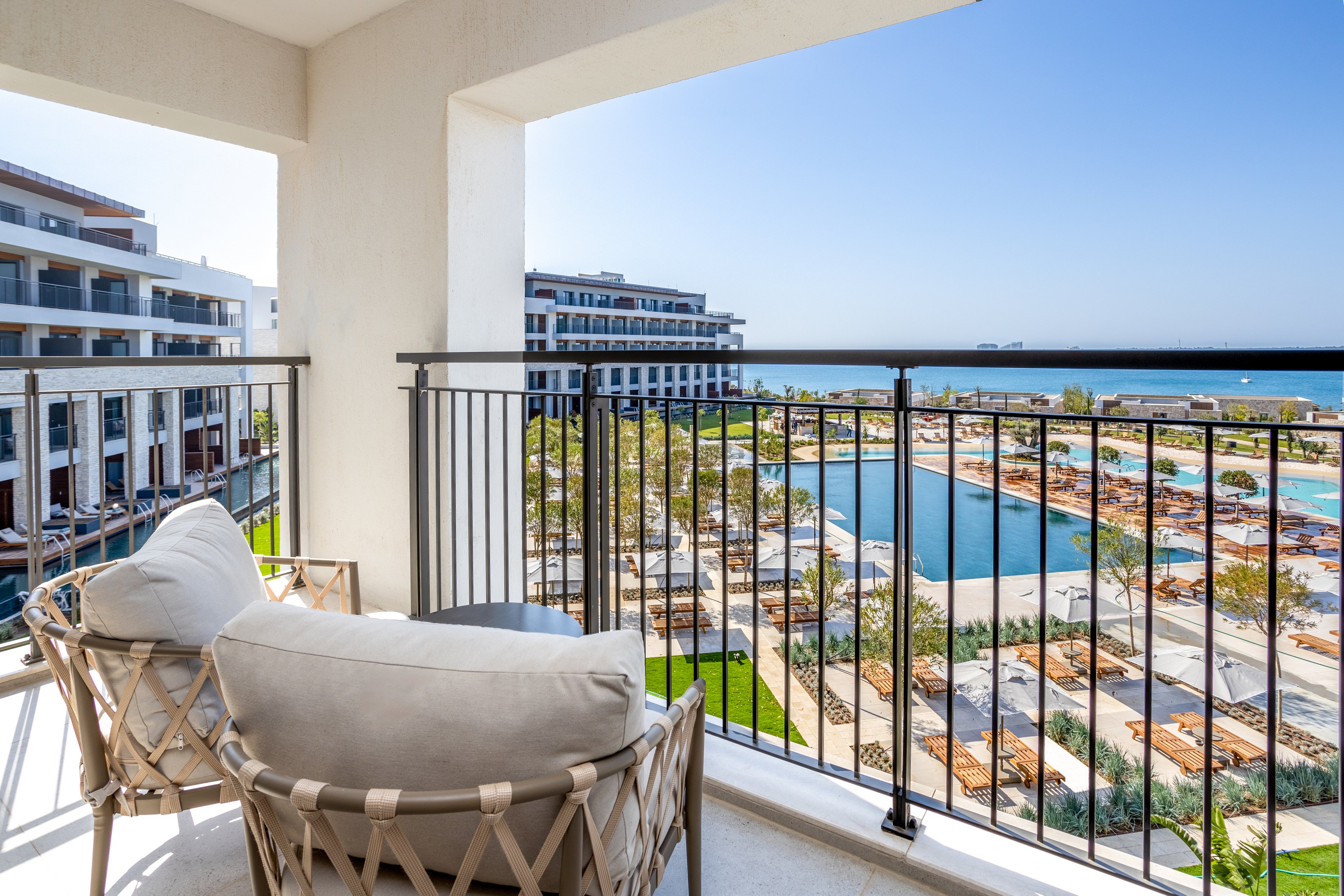 Anda Barut Collection.