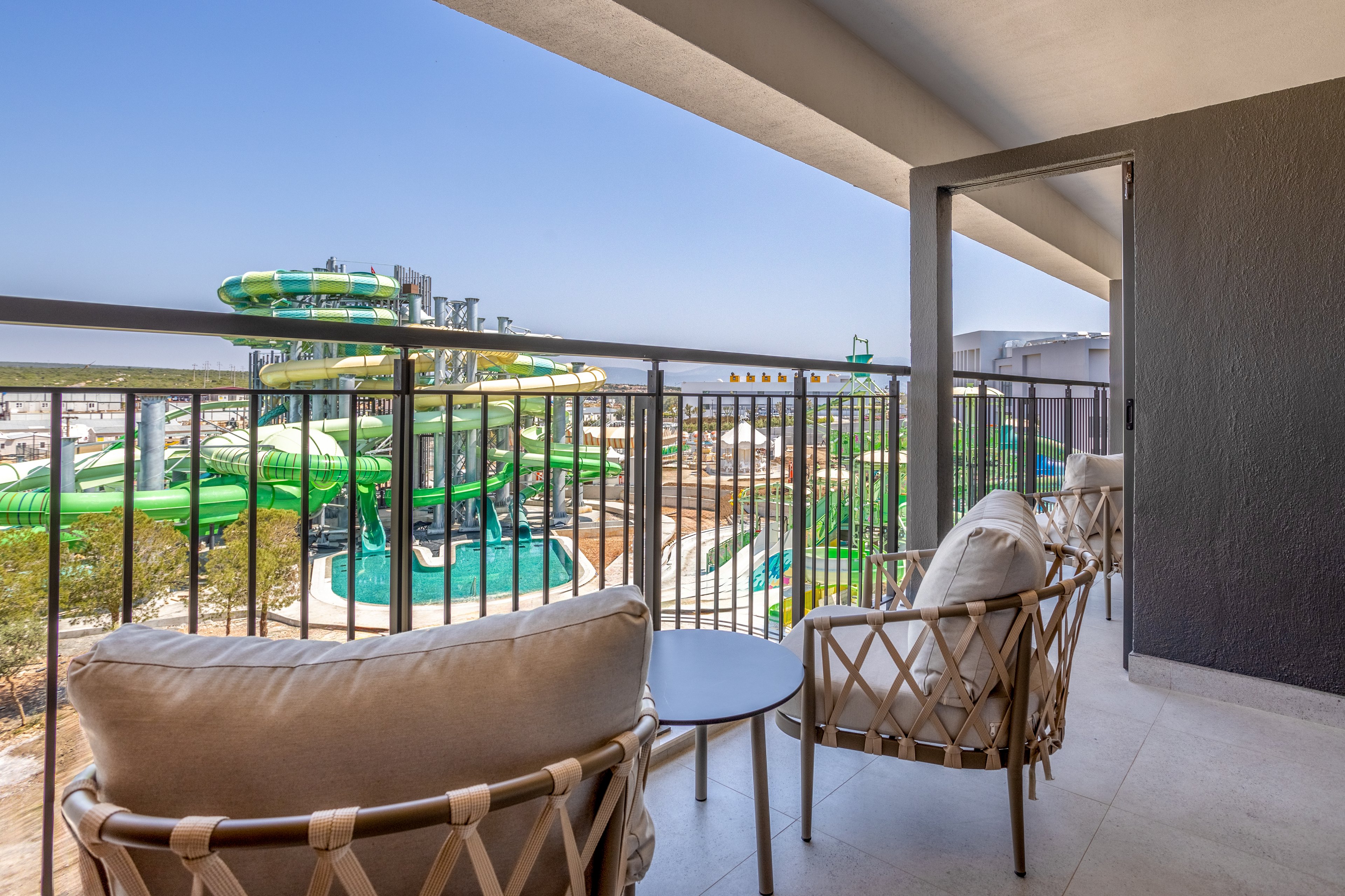 Anda Barut Collection.