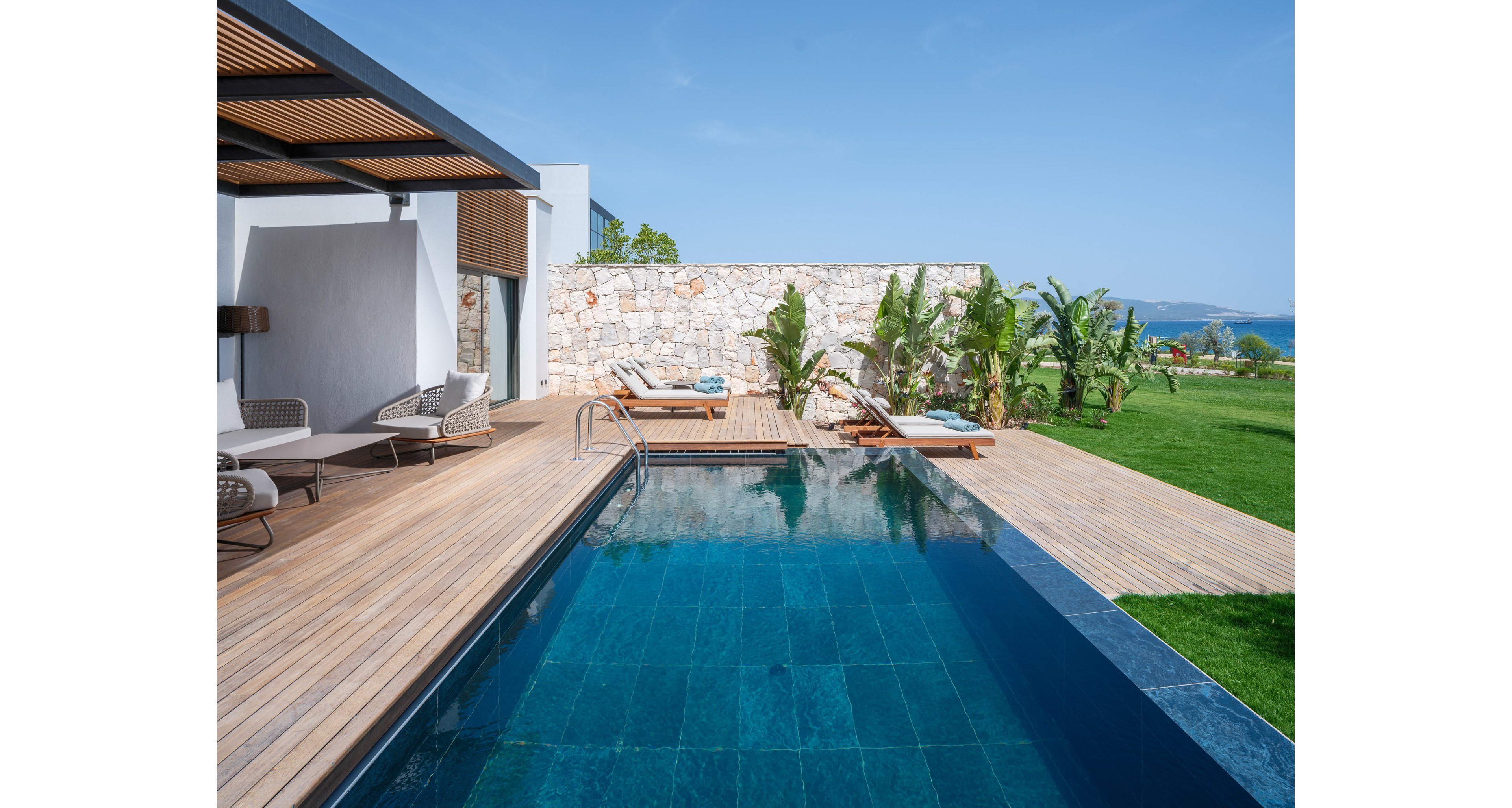 Anda Barut Collection.